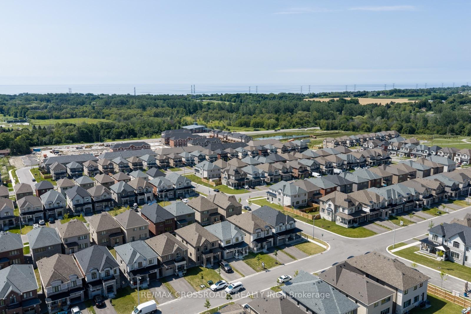 Photo 35 of 47 Ed Ewert Avenue, Clarington, Newcastle — HOMEH