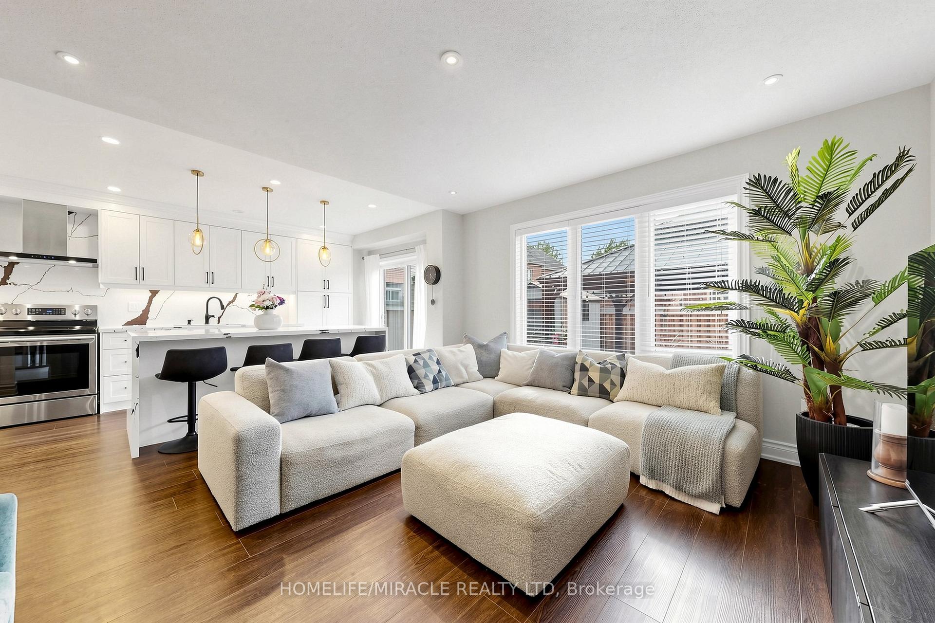 Photo 12 of 159 Weston Drive, Milton, Scott — HOMEH