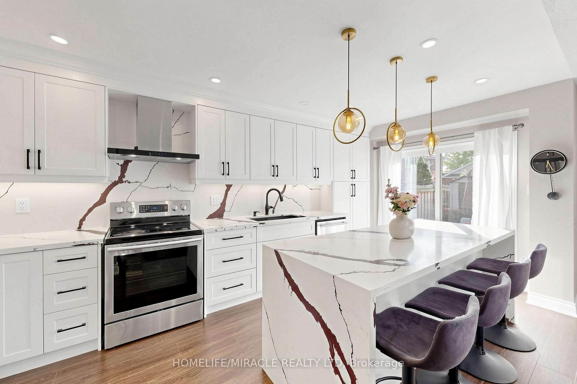 Photo 15 of 159 Weston Drive, Milton, Scott — HOMEH