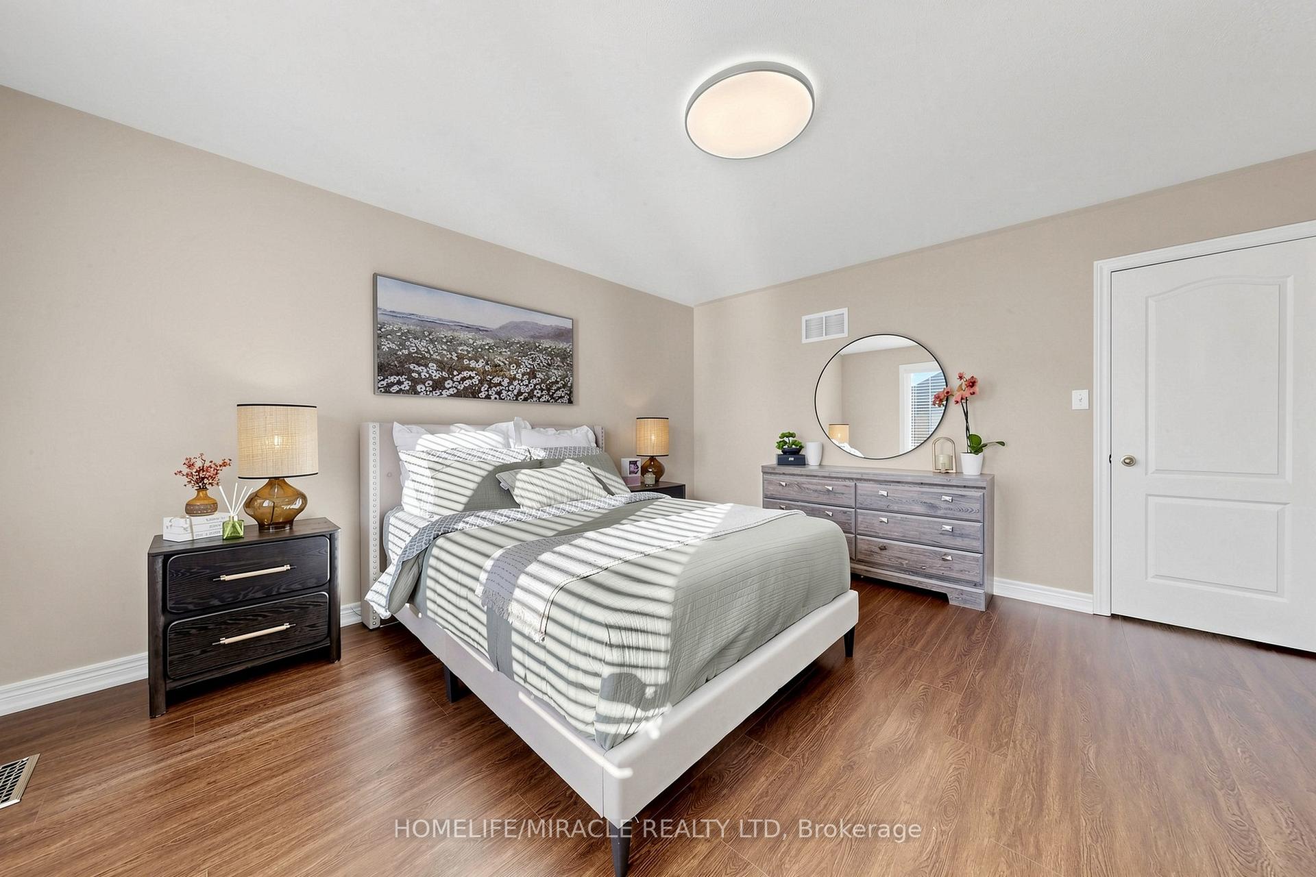 Photo 24 of 159 Weston Drive, Milton, Scott — HOMEH