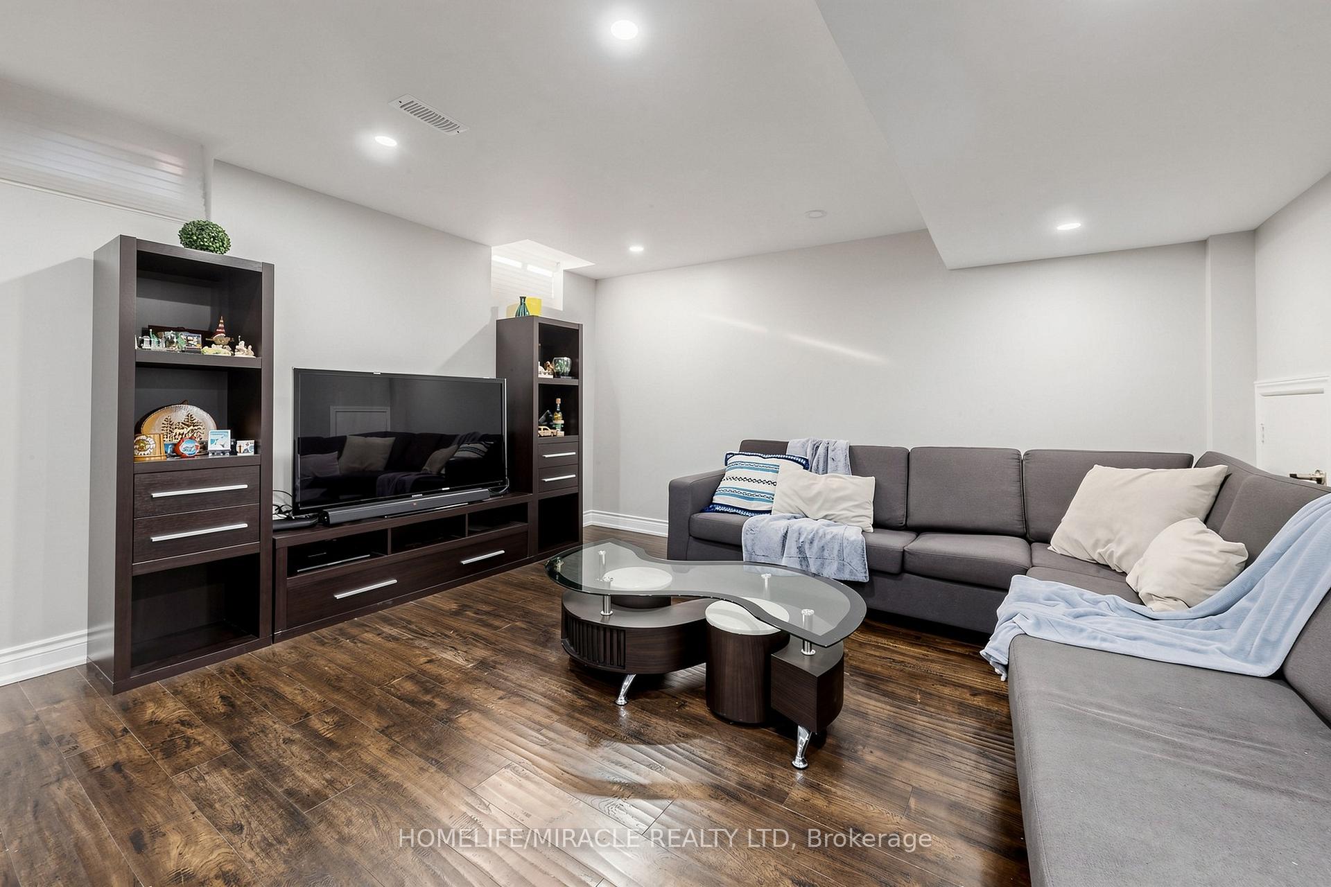 Photo 34 of 159 Weston Drive, Milton, Scott — HOMEH