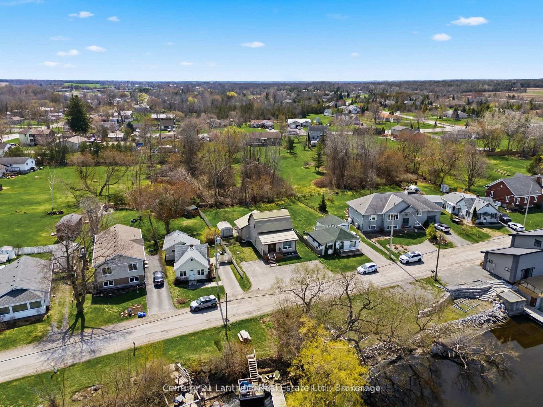 Photo 41 of 115 Ridley Street, Prince Edward County, Ameliasburg Ward — HOMEH