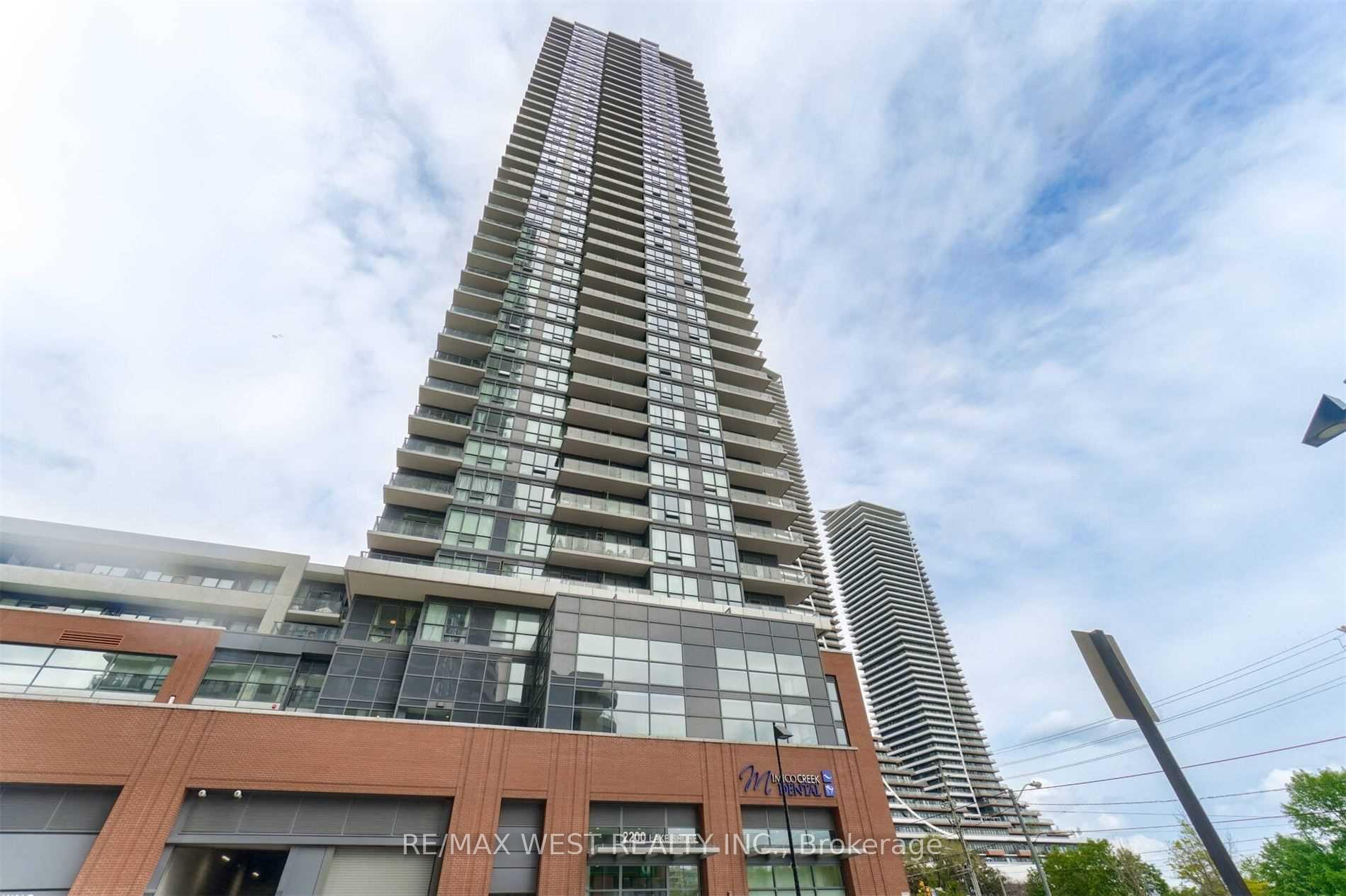 Front of Unit 4305, 2200 Lake Shore Boulevard W