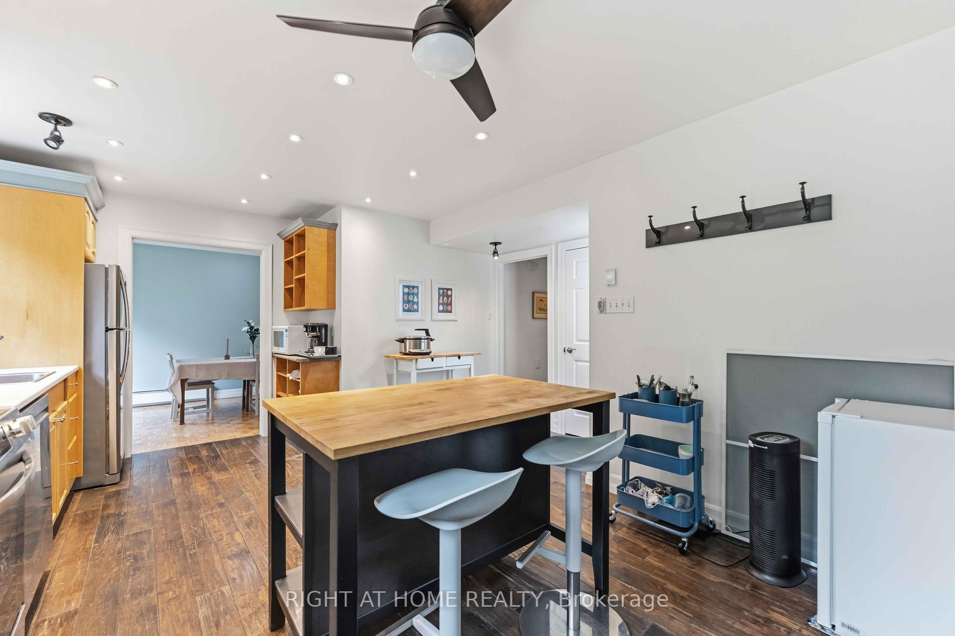 Photo 23 of 73 Hobart Crescent, Ottawa, Sheahan Estates/Trend Village — HOMEH