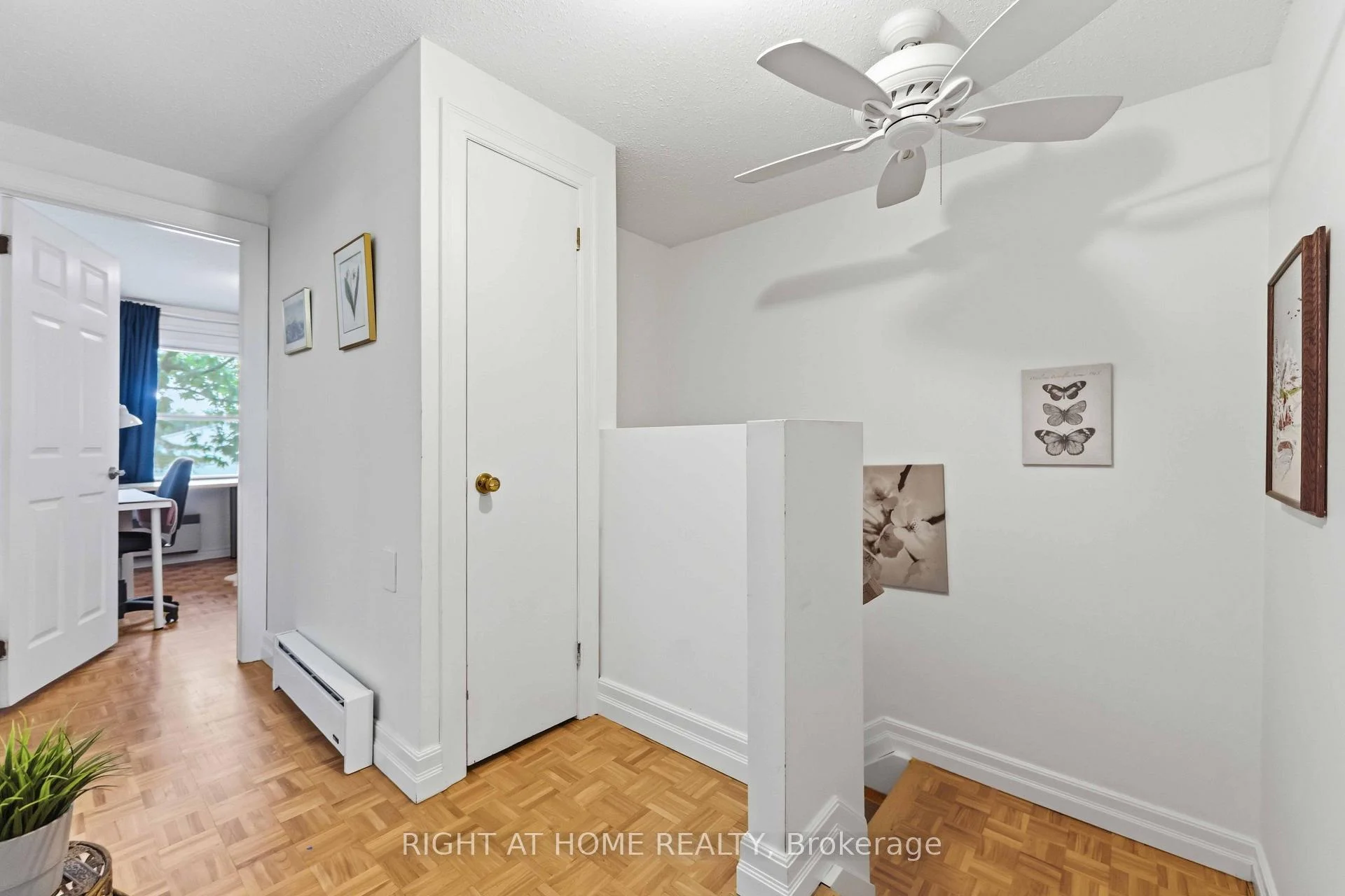 Photo 28 of 73 Hobart Crescent, Ottawa, Sheahan Estates/Trend Village — HOMEH