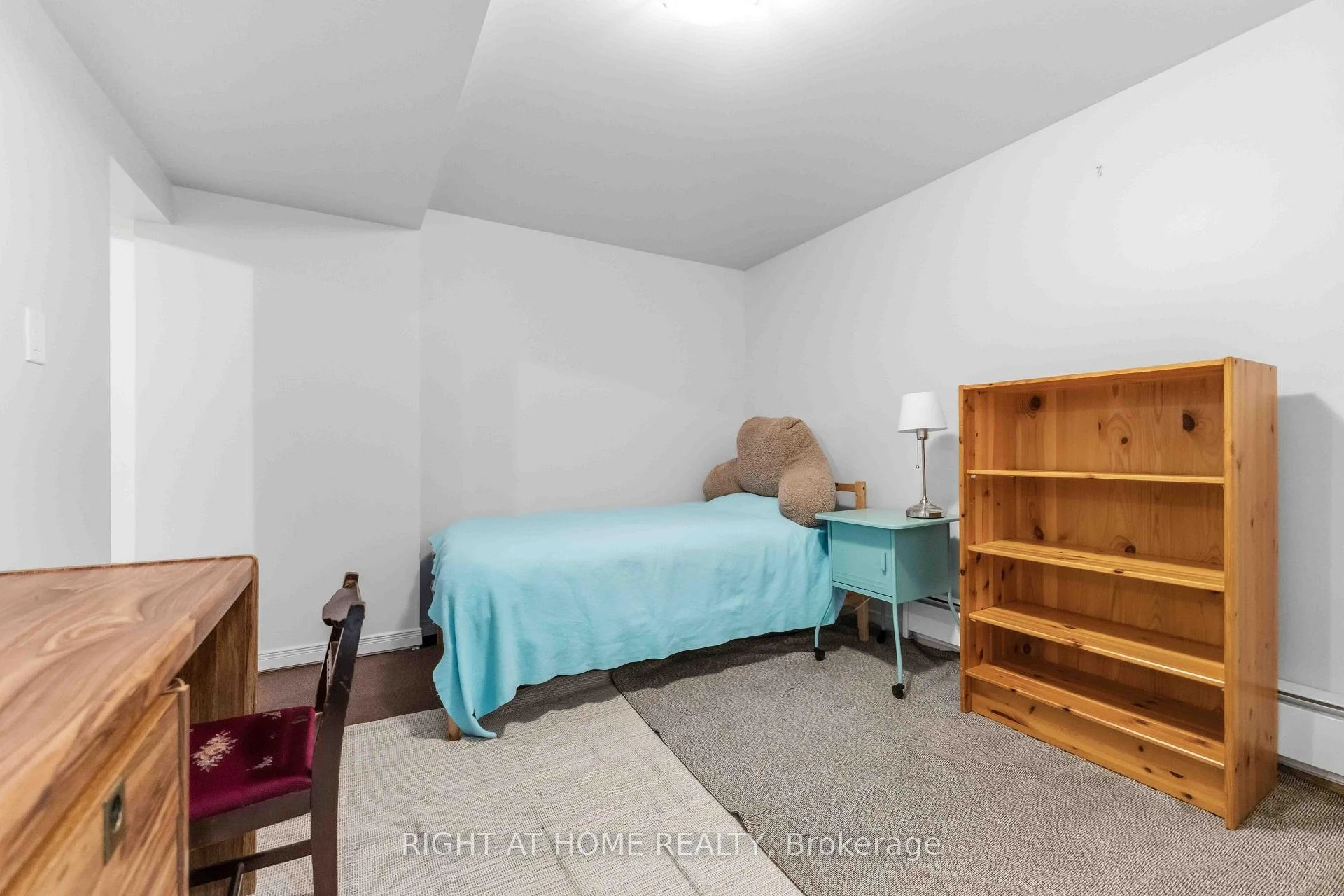 Photo 50 of 73 Hobart Crescent, Ottawa, Sheahan Estates/Trend Village — HOMEH