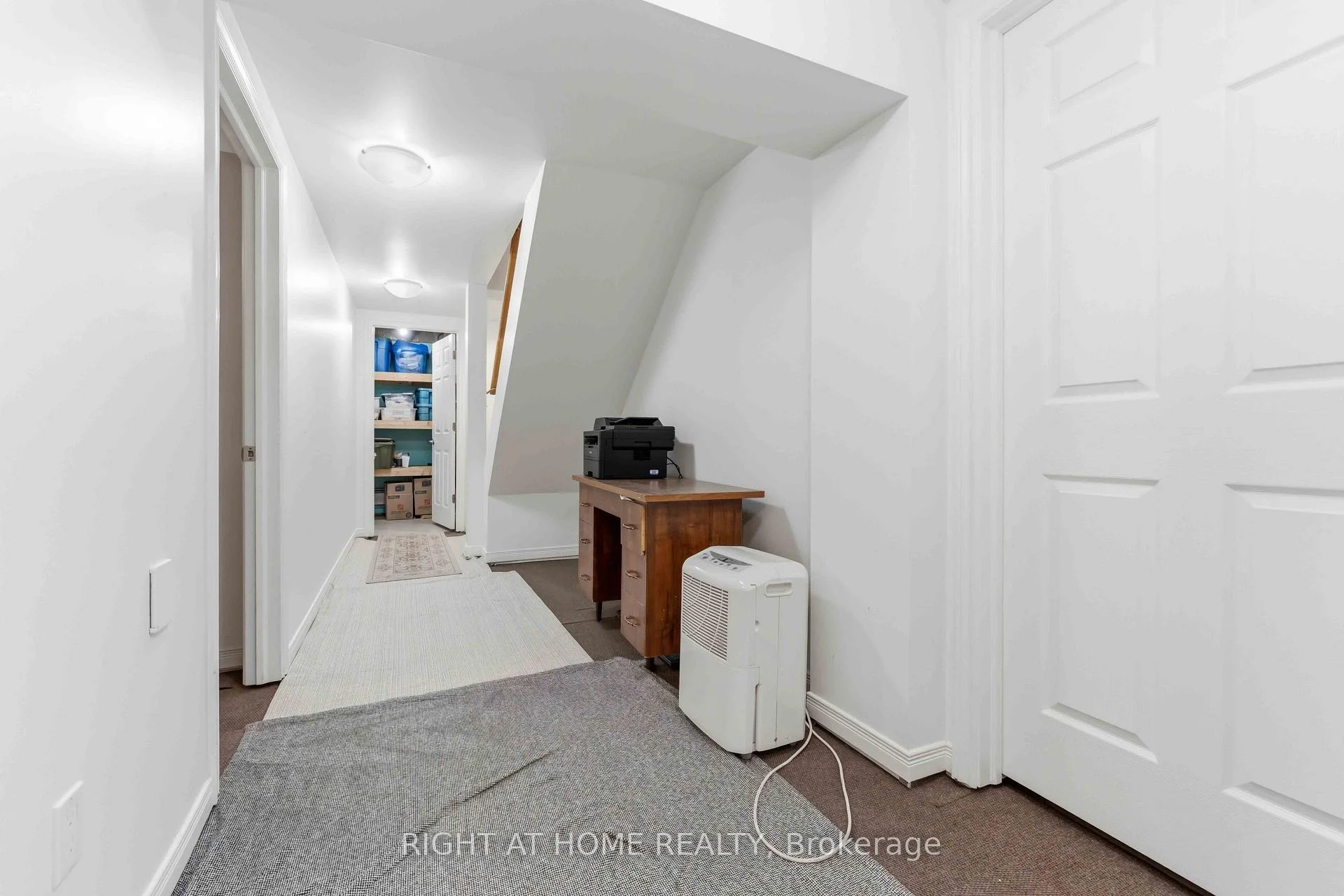 Photo 56 of 73 Hobart Crescent, Ottawa, Sheahan Estates/Trend Village — HOMEH