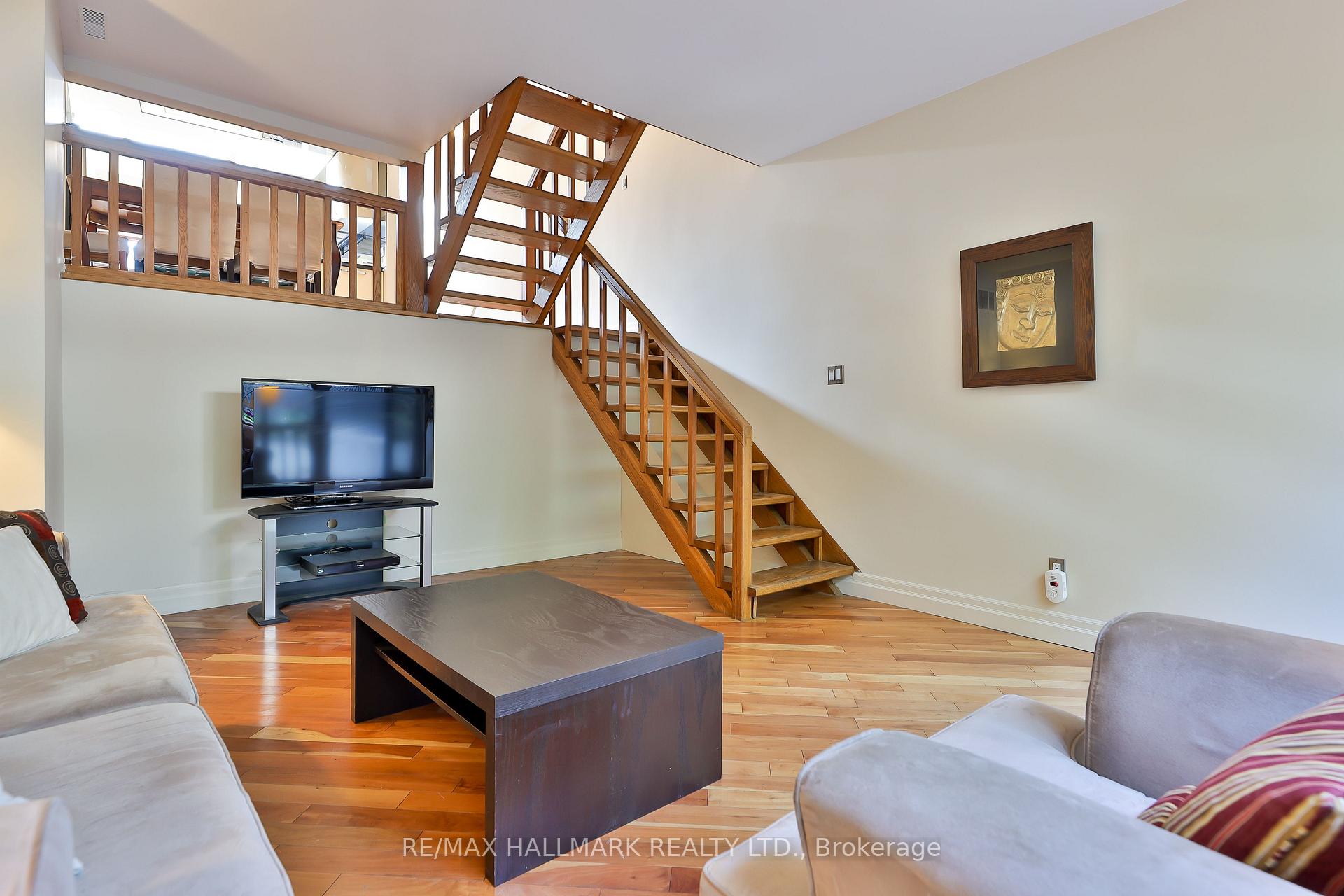 Photo 23 of 30A Bishop Street, Toronto, The Annex — HOMEH