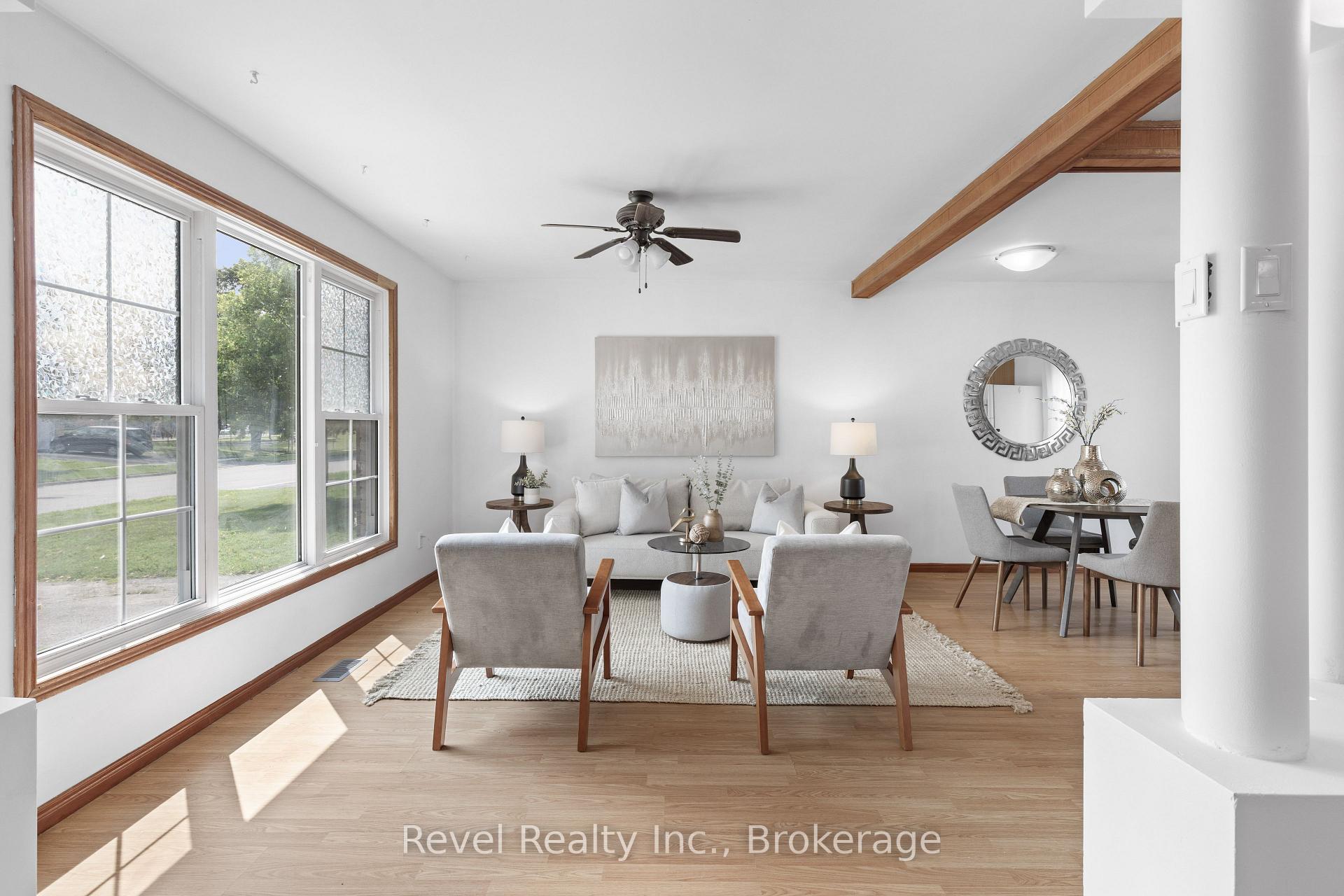Photo 6 of 142 Sanderling Crescent, Kawartha Lakes, Lindsay — HOMEH