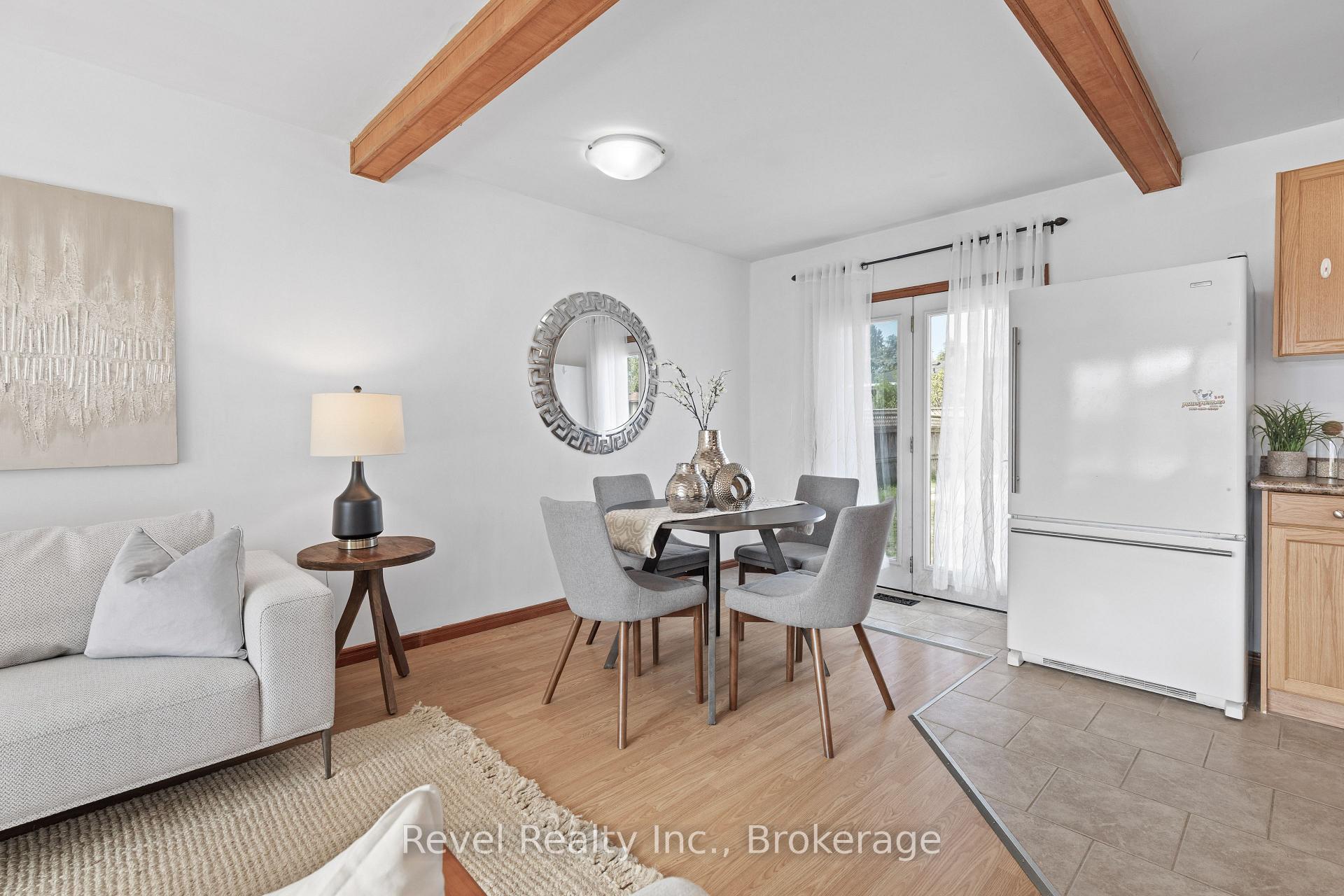 Photo 14 of 142 Sanderling Crescent, Kawartha Lakes, Lindsay — HOMEH