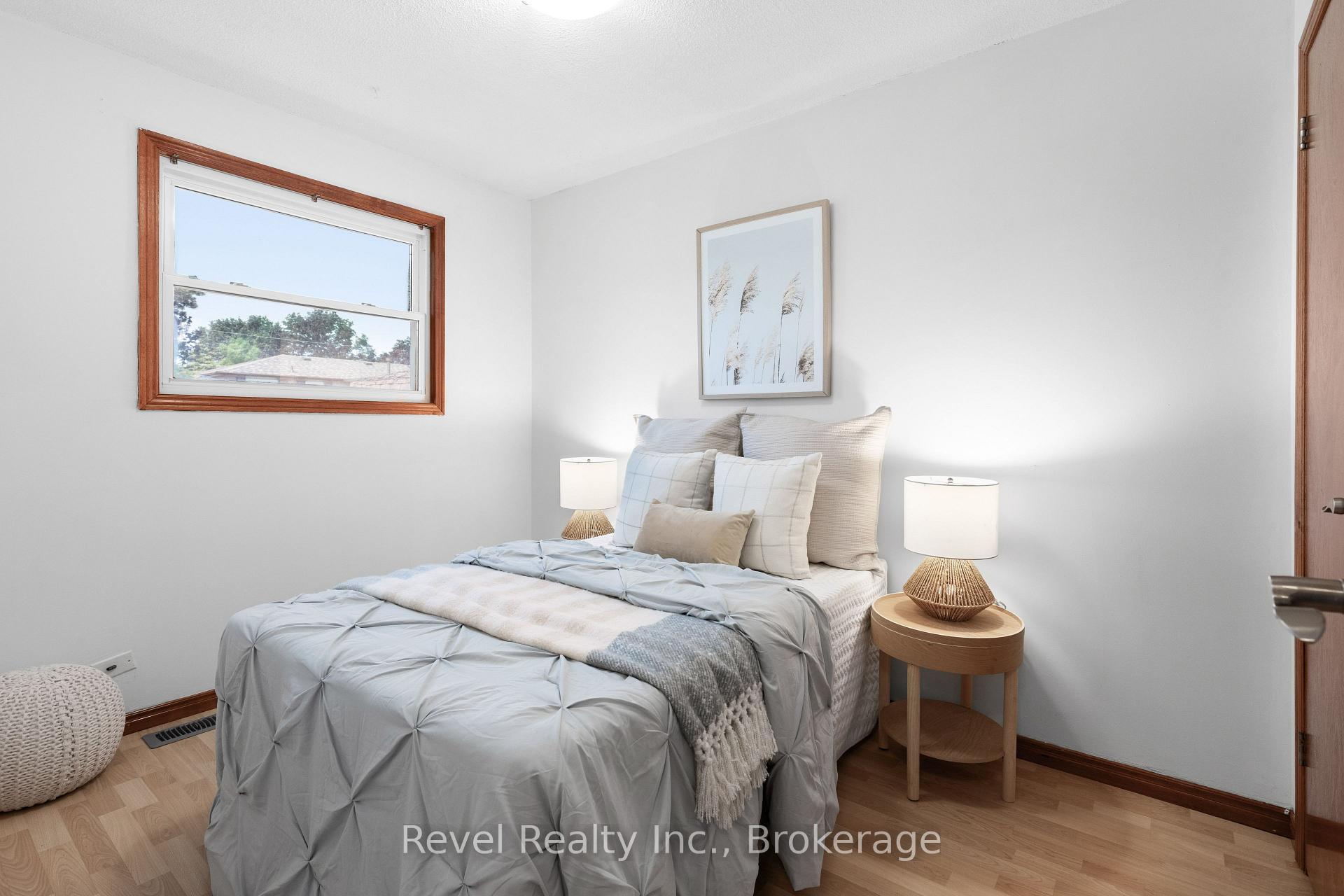 Photo 27 of 142 Sanderling Crescent, Kawartha Lakes, Lindsay — HOMEH