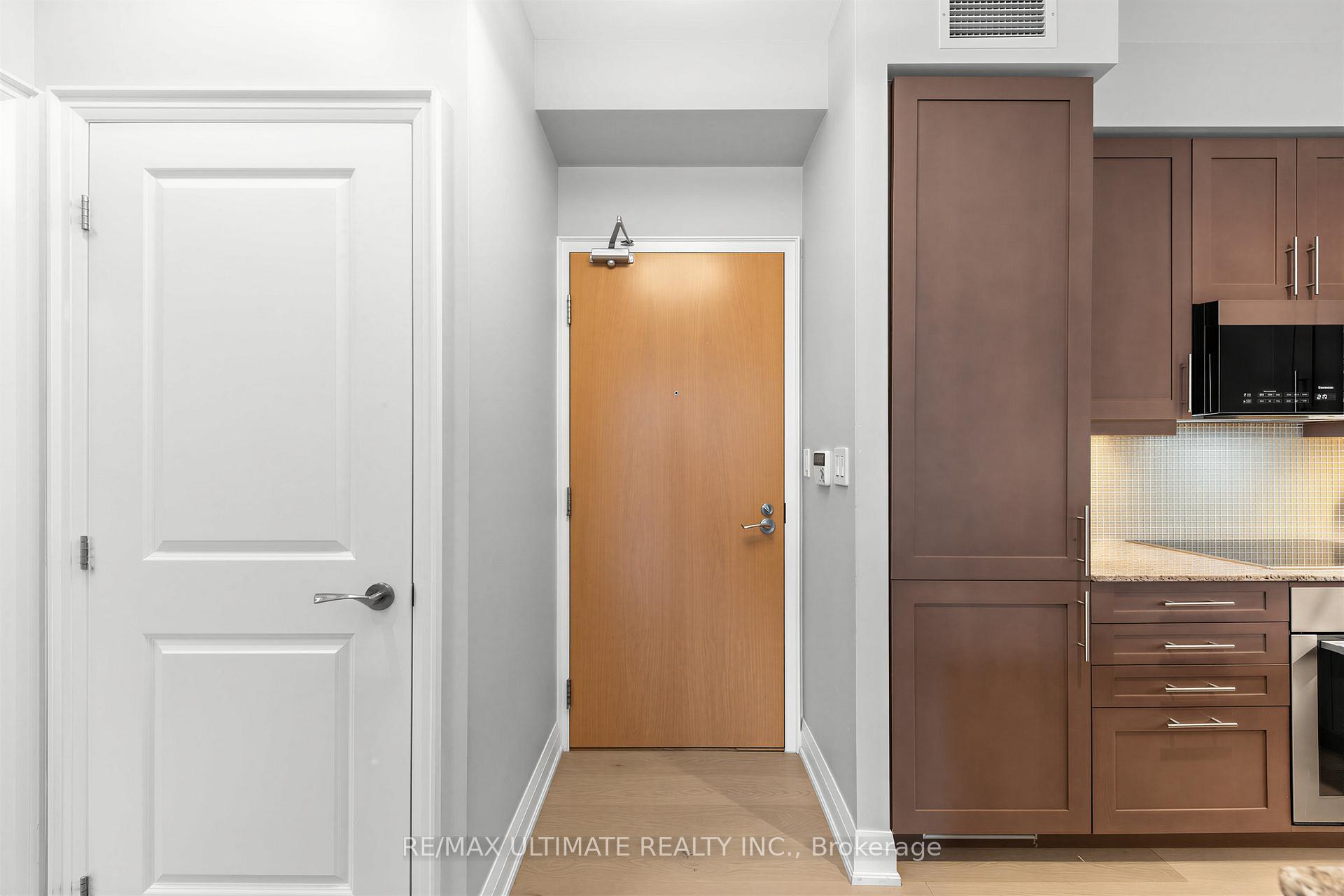 Photo 15 of Unit 603, 1 Bedford Road, Toronto, The Annex — HOMEH