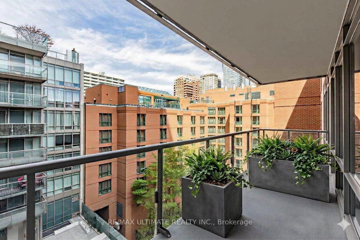 Photo 16 of Unit 603, 1 Bedford Road, Toronto, The Annex — HOMEH