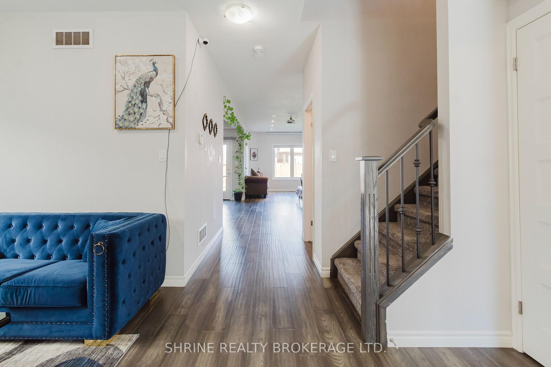 Photo 4 of 4369 Lismer Lane, London, South W — HOMEH