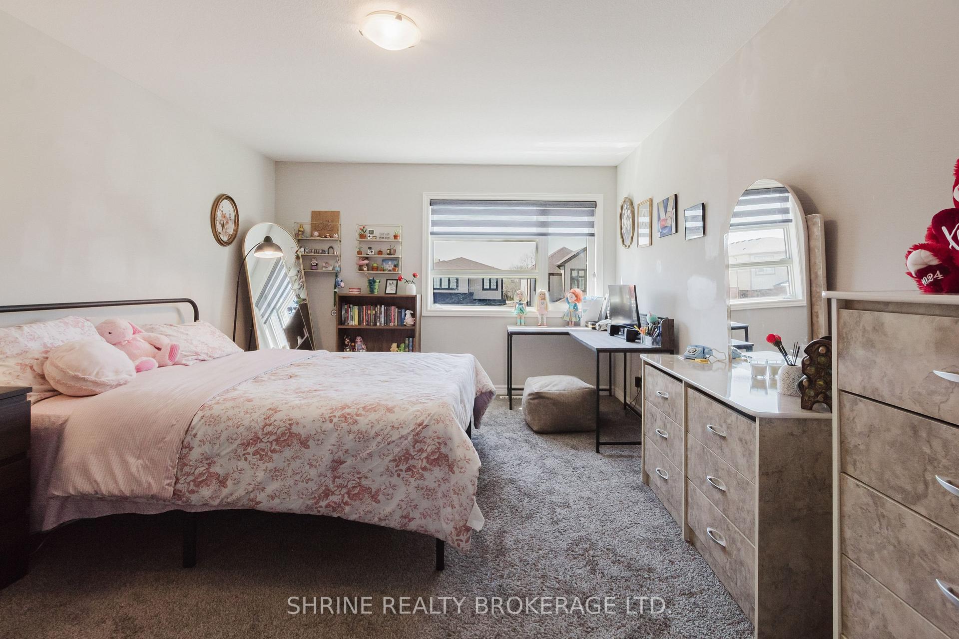 Photo 28 of 4369 Lismer Lane, London, South W — HOMEH