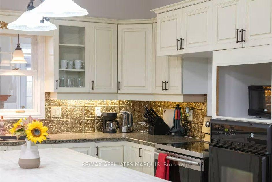 Photo 14 of 5870 Roger Stevens Drive, Montague, Montague Twp — HOMEH