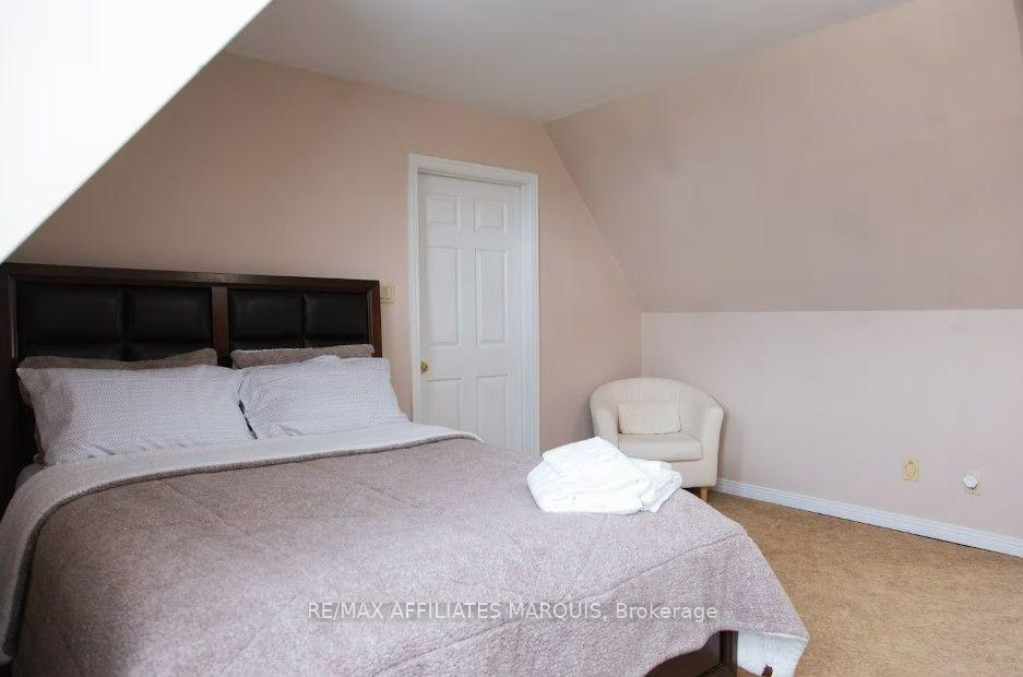 Photo 18 of 5870 Roger Stevens Drive, Montague, Montague Twp — HOMEH