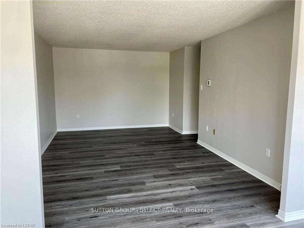 Photo 8 of Unit 4, 135 Baseline Road, London, South D — HOMEH