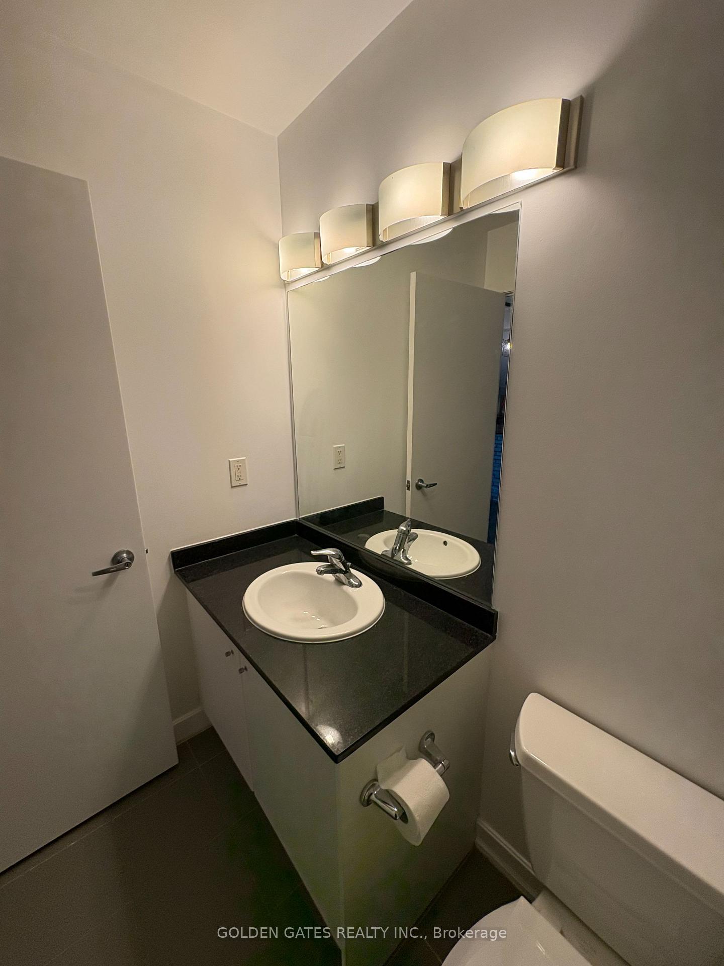 Photo 10 of Unit #2501, 12 Yonge Street, Toronto, Waterfront Communities — HOMEH