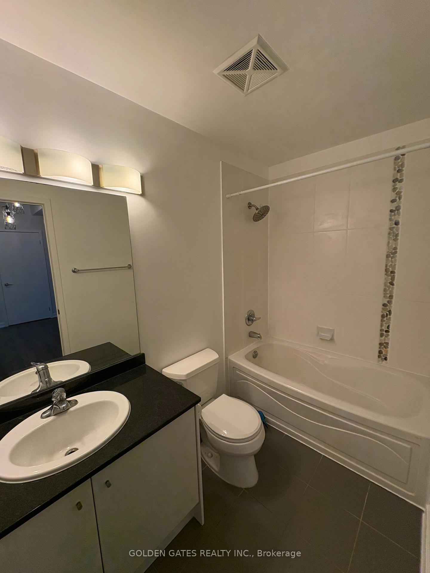 Photo 11 of Unit #2501, 12 Yonge Street, Toronto, Waterfront Communities — HOMEH