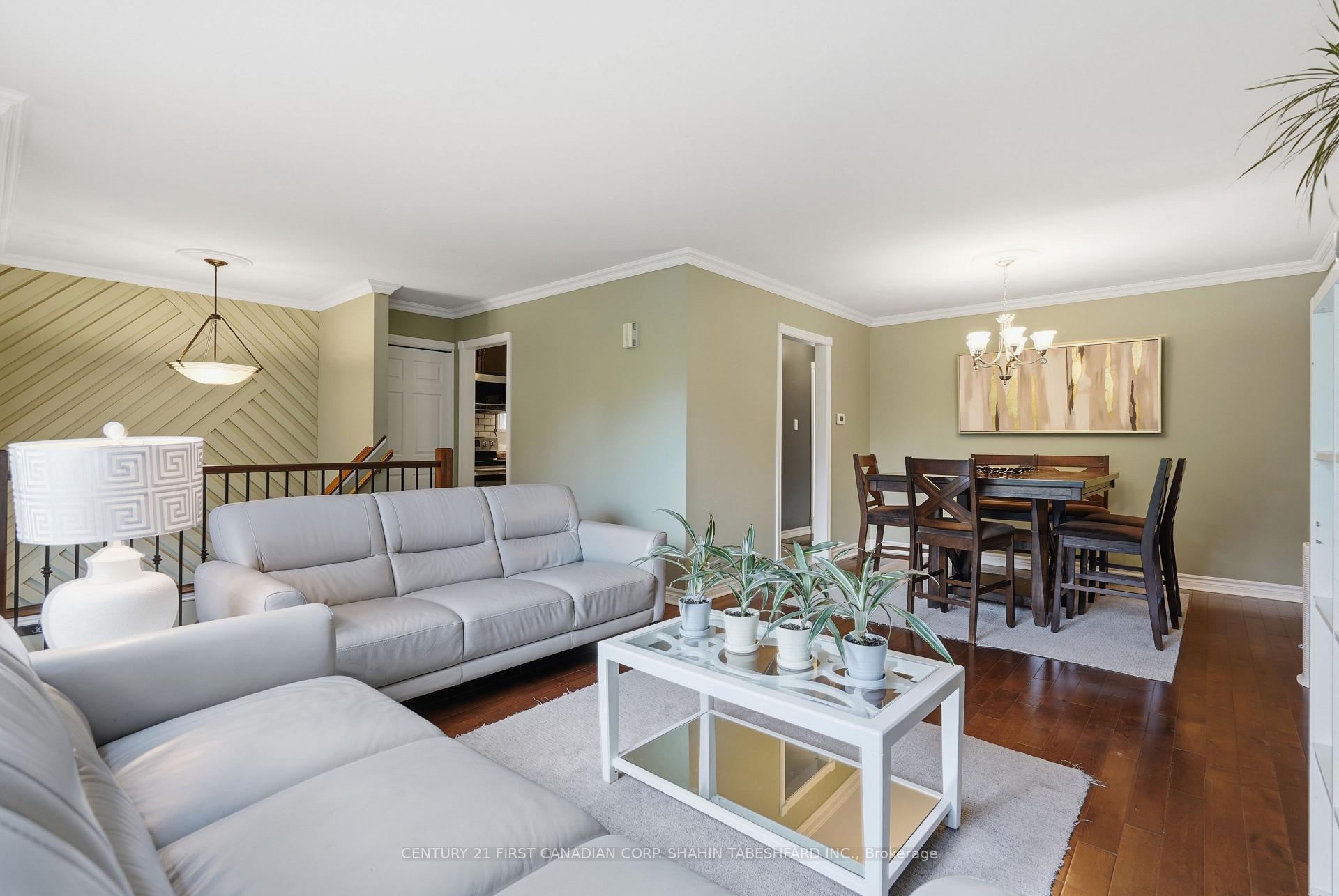 Photo 5 of 252 Ardsley Crescent, London, North I — HOMEH
