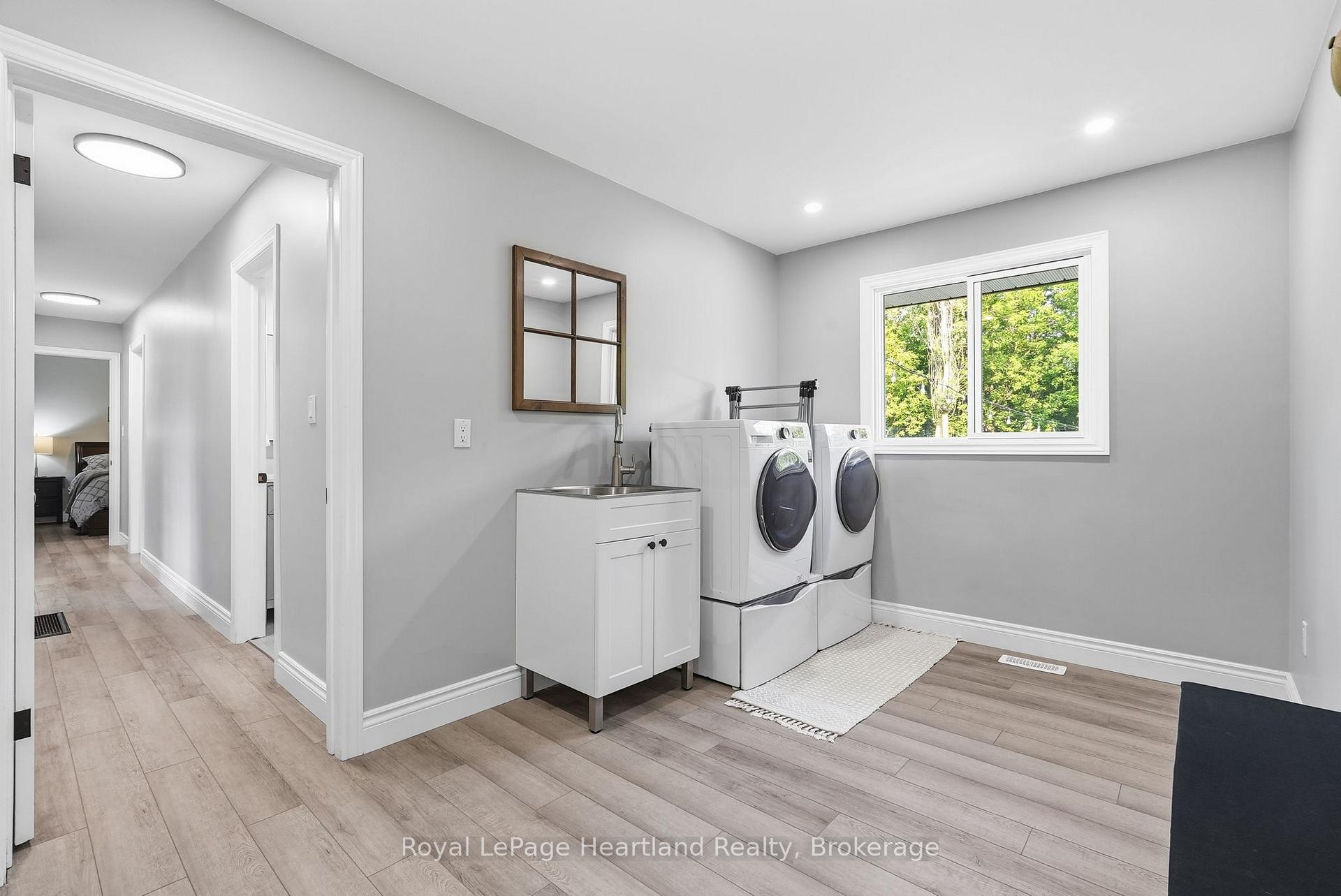 Photo 16 of 20 Queen Street W, Minto — HOMEH