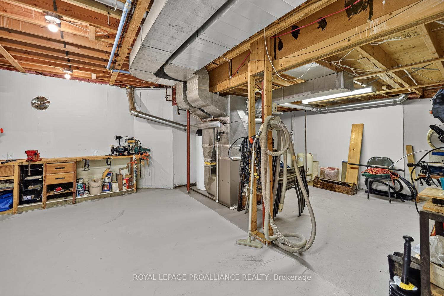 Photo 27 of 4702 Baker Drive, Augusta, Augusta Twp — HOMEH