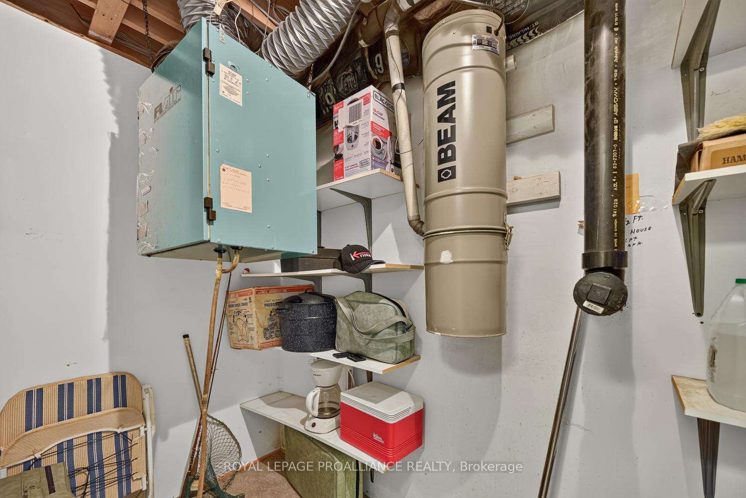 Photo 32 of 4702 Baker Drive, Augusta, Augusta Twp — HOMEH