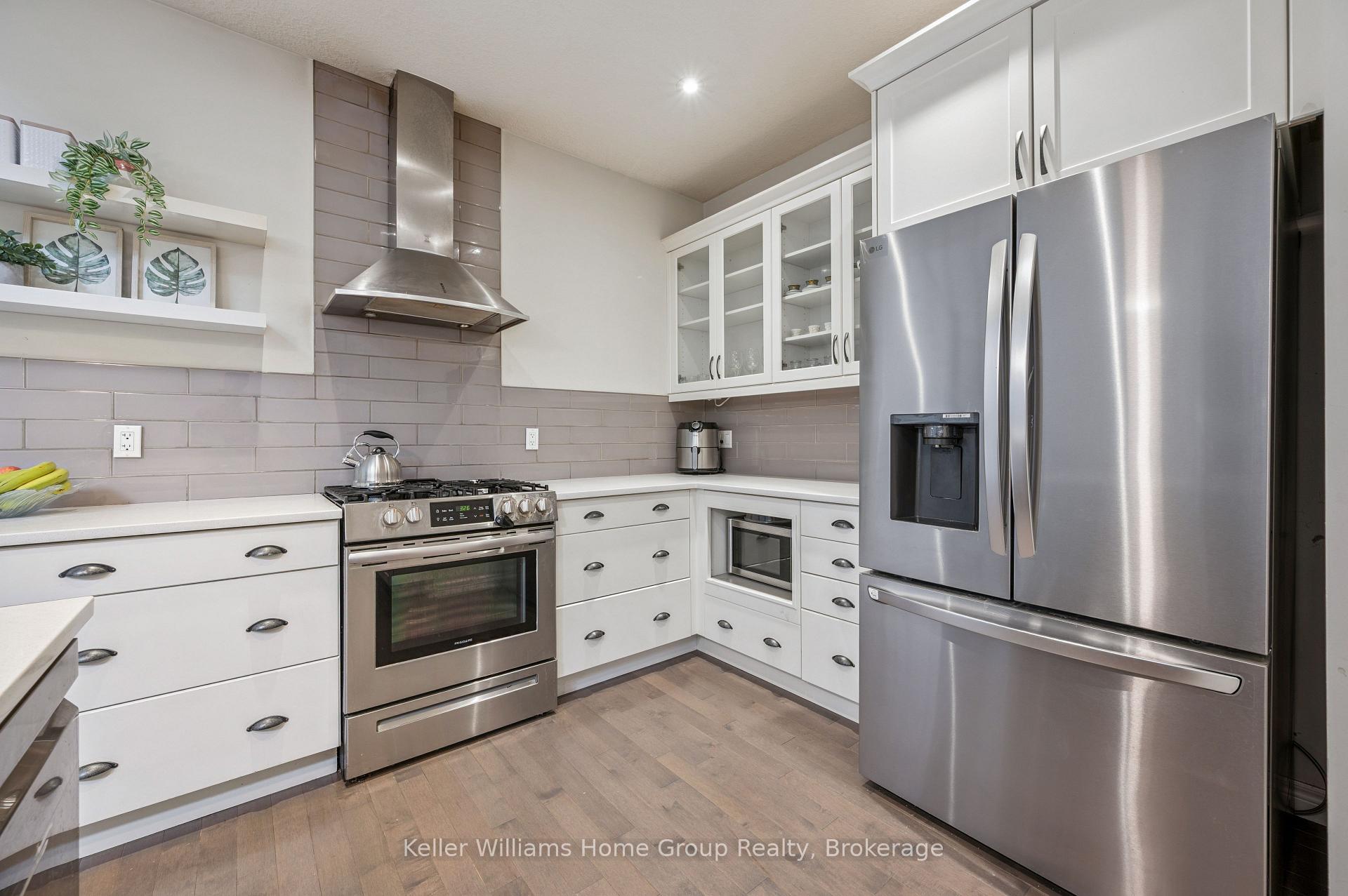 Photo 9 of Unit 12, 254 Gosling Gardens, Guelph, Clairfields/Hanlon Business Park — HOMEH