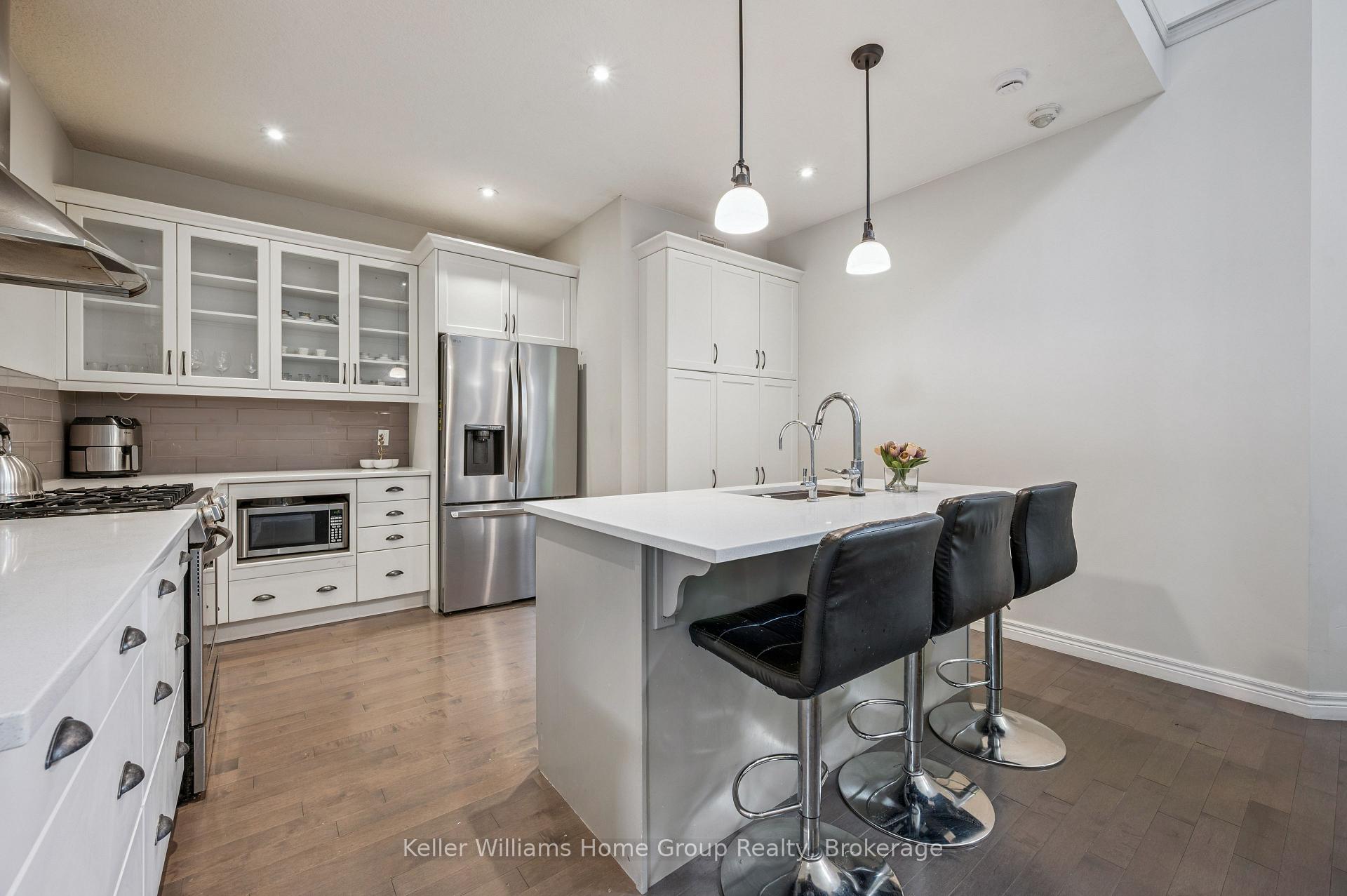 Photo 10 of Unit 12, 254 Gosling Gardens, Guelph, Clairfields/Hanlon Business Park — HOMEH