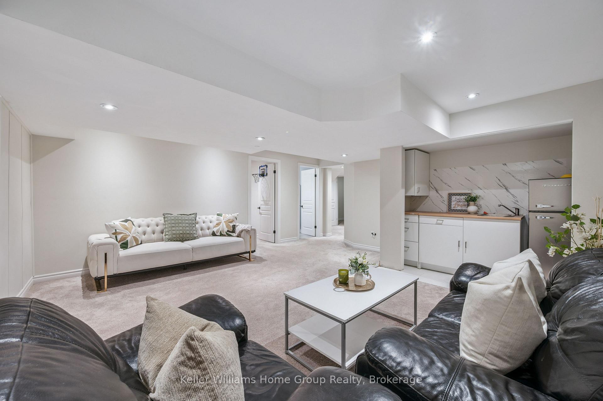 Photo 23 of Unit 12, 254 Gosling Gardens, Guelph, Clairfields/Hanlon Business Park — HOMEH
