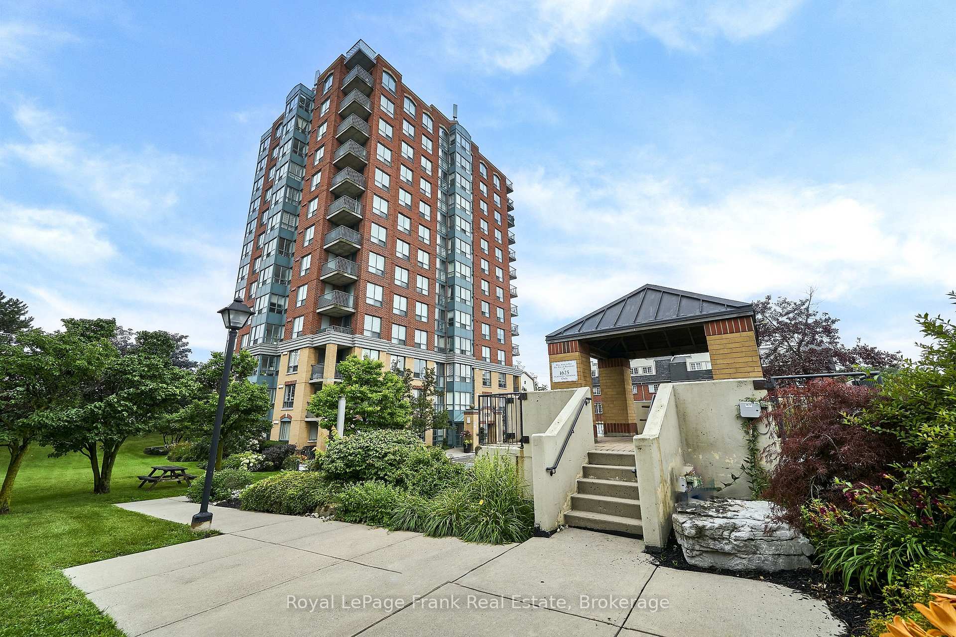 Photo 26 of Unit 808, 1625 Pickering Parkway, Pickering, Village East — HOMEH