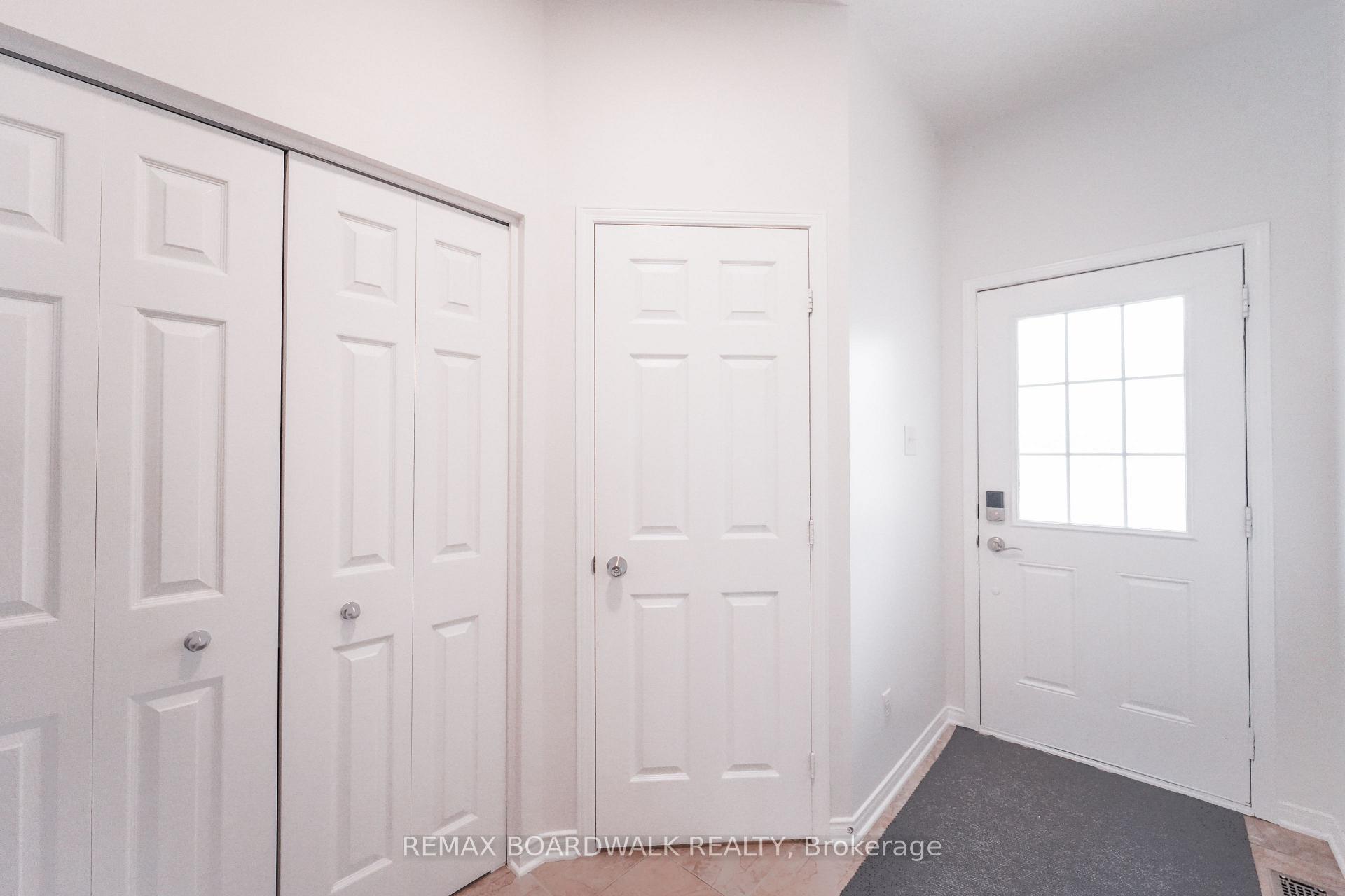 Photo 3 of 234 Opus Street, Ottawa, Kanata - Emerald Meadows/Trailwest — HOMEH