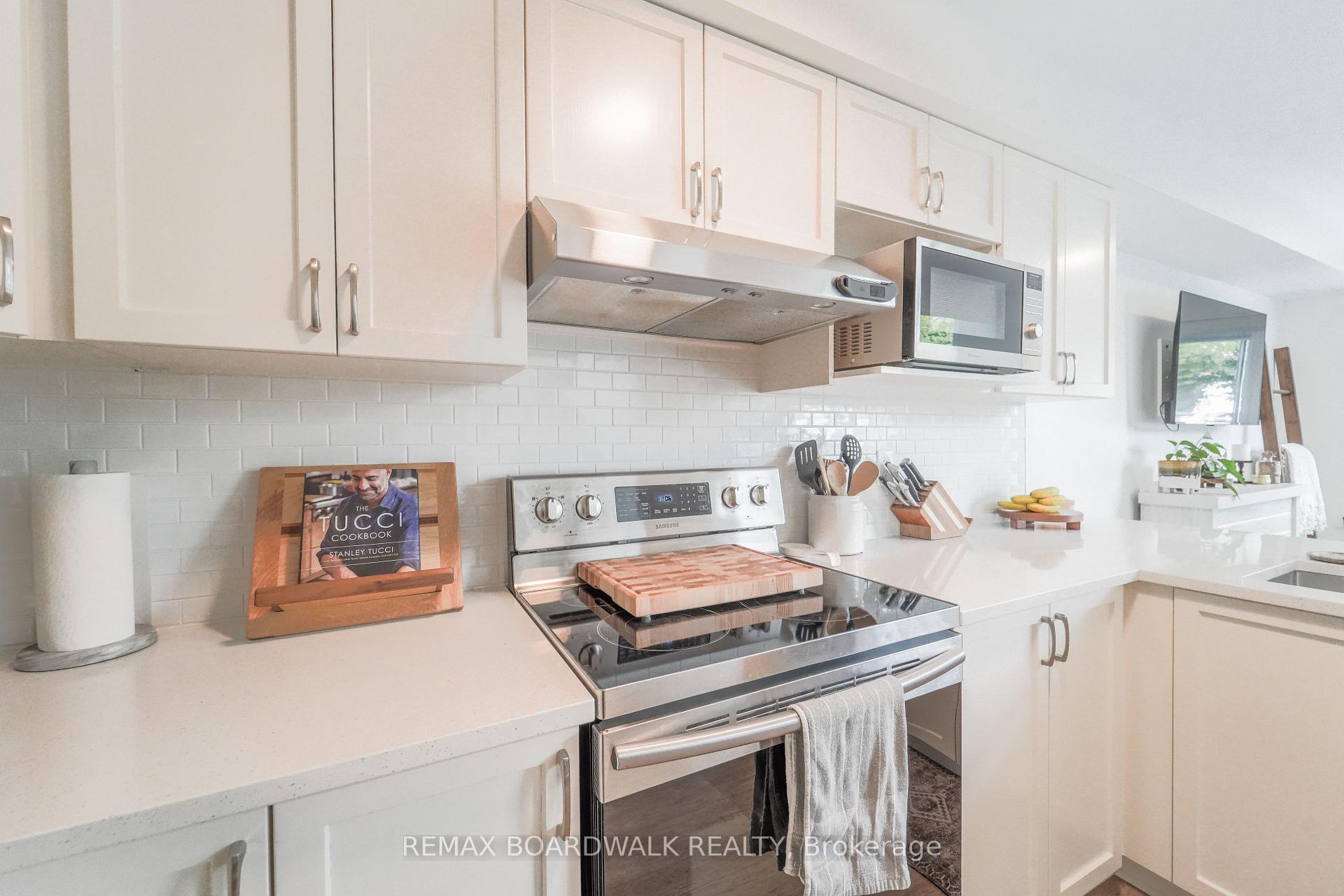 Photo 11 of 234 Opus Street, Ottawa, Kanata - Emerald Meadows/Trailwest — HOMEH
