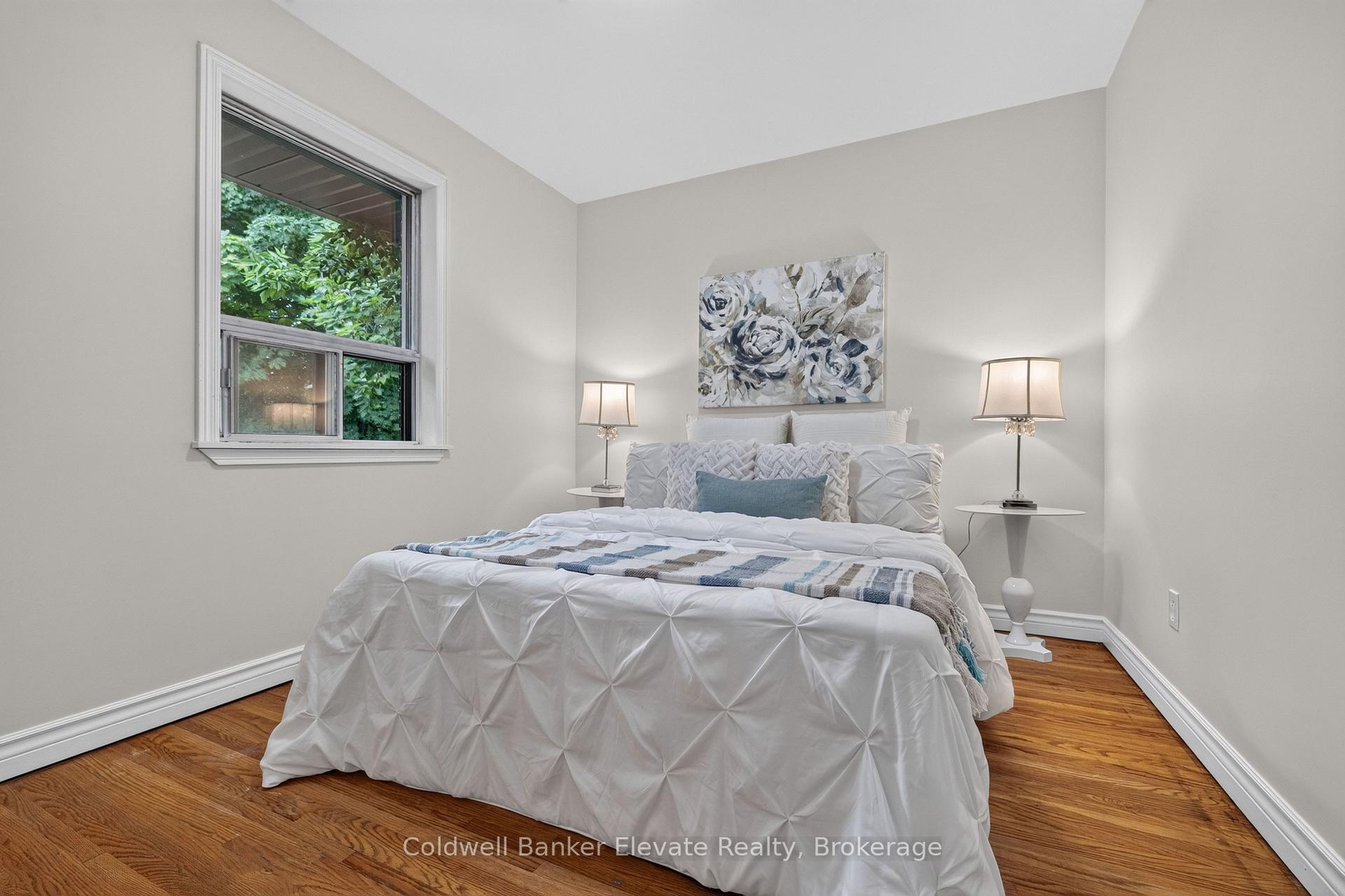Photo 32 of 46 McIntyre Crescent, Halton Hills, Georgetown — HOMEH