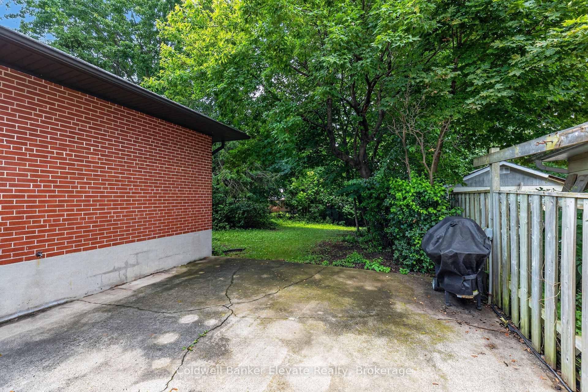 Photo 43 of 46 McIntyre Crescent, Halton Hills, Georgetown — HOMEH