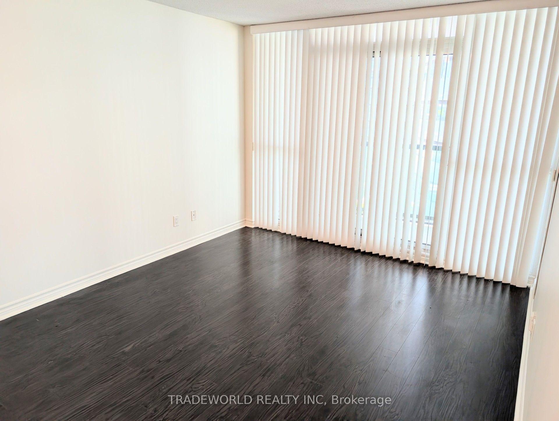 Photo 2 of Unit 907, 19 Grand Trunk Crescent, Toronto, Waterfront Communities — HOMEH