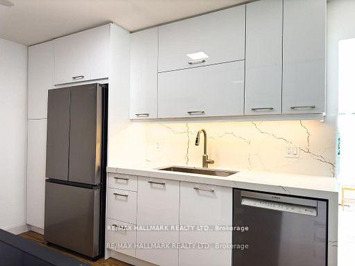 Photo 5 of 23 Ironshield Crescent, Markham, Royal Orchard — HOMEH