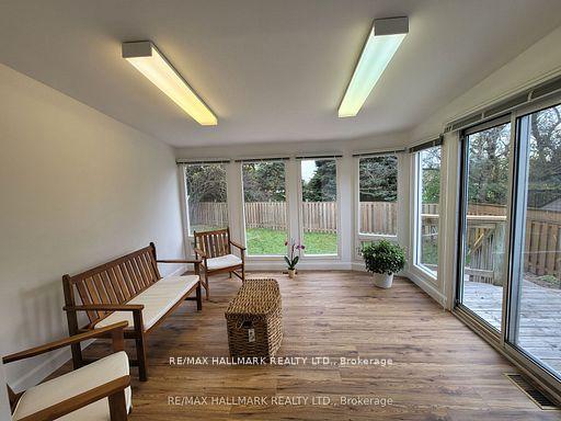 Photo 8 of 23 Ironshield Crescent, Markham, Royal Orchard — HOMEH