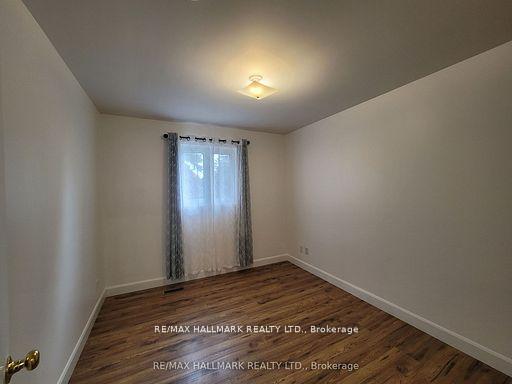 Photo 11 of 23 Ironshield Crescent, Markham, Royal Orchard — HOMEH