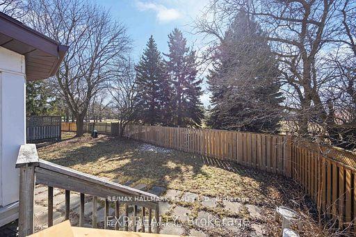 Photo 14 of 23 Ironshield Crescent, Markham, Royal Orchard — HOMEH