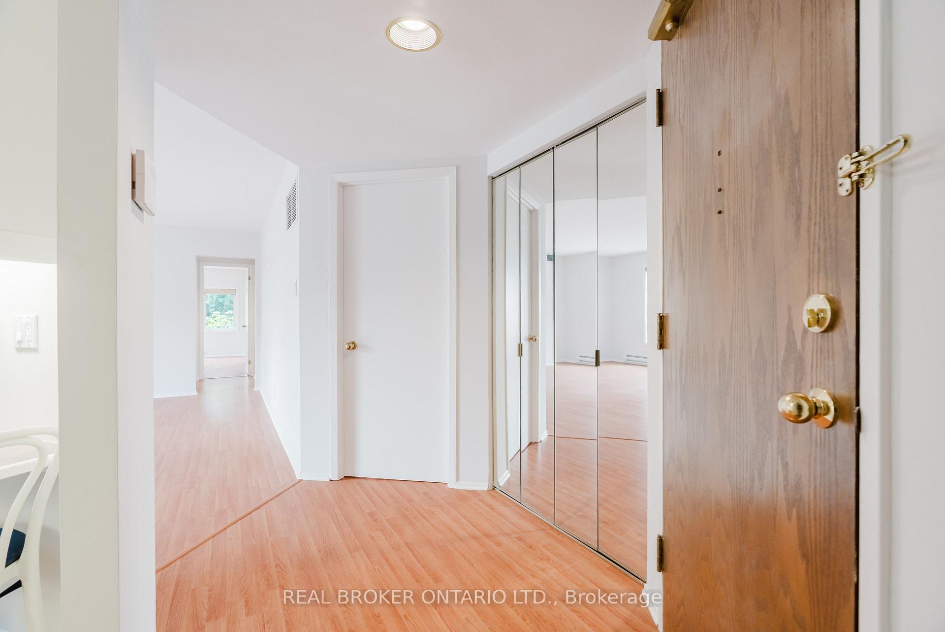 Photo 4 of Unit 10, 405 Laurier Avenue E, Ottawa, Sandy Hill — HOMEH