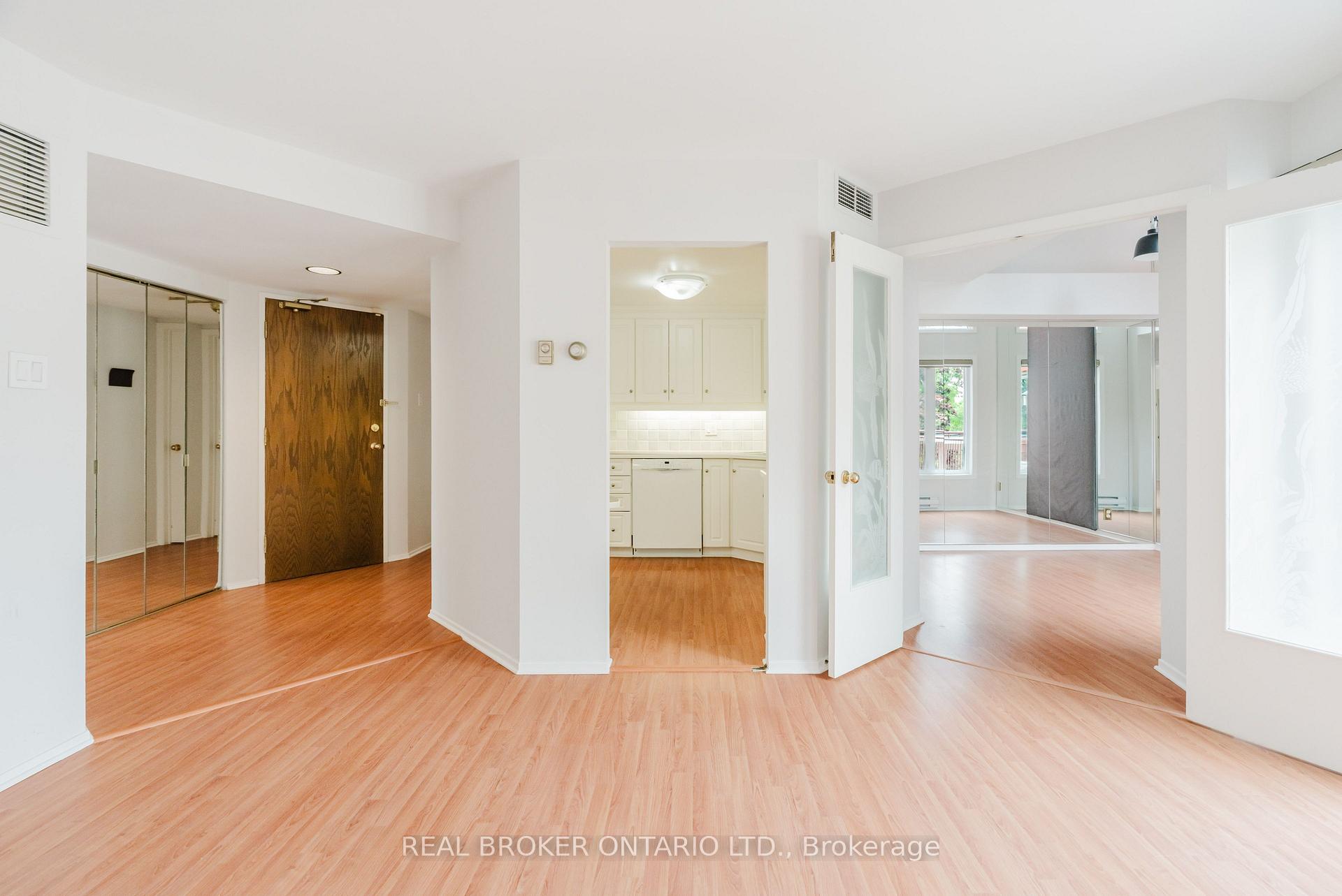 Photo 5 of Unit 10, 405 Laurier Avenue E, Ottawa, Sandy Hill — HOMEH