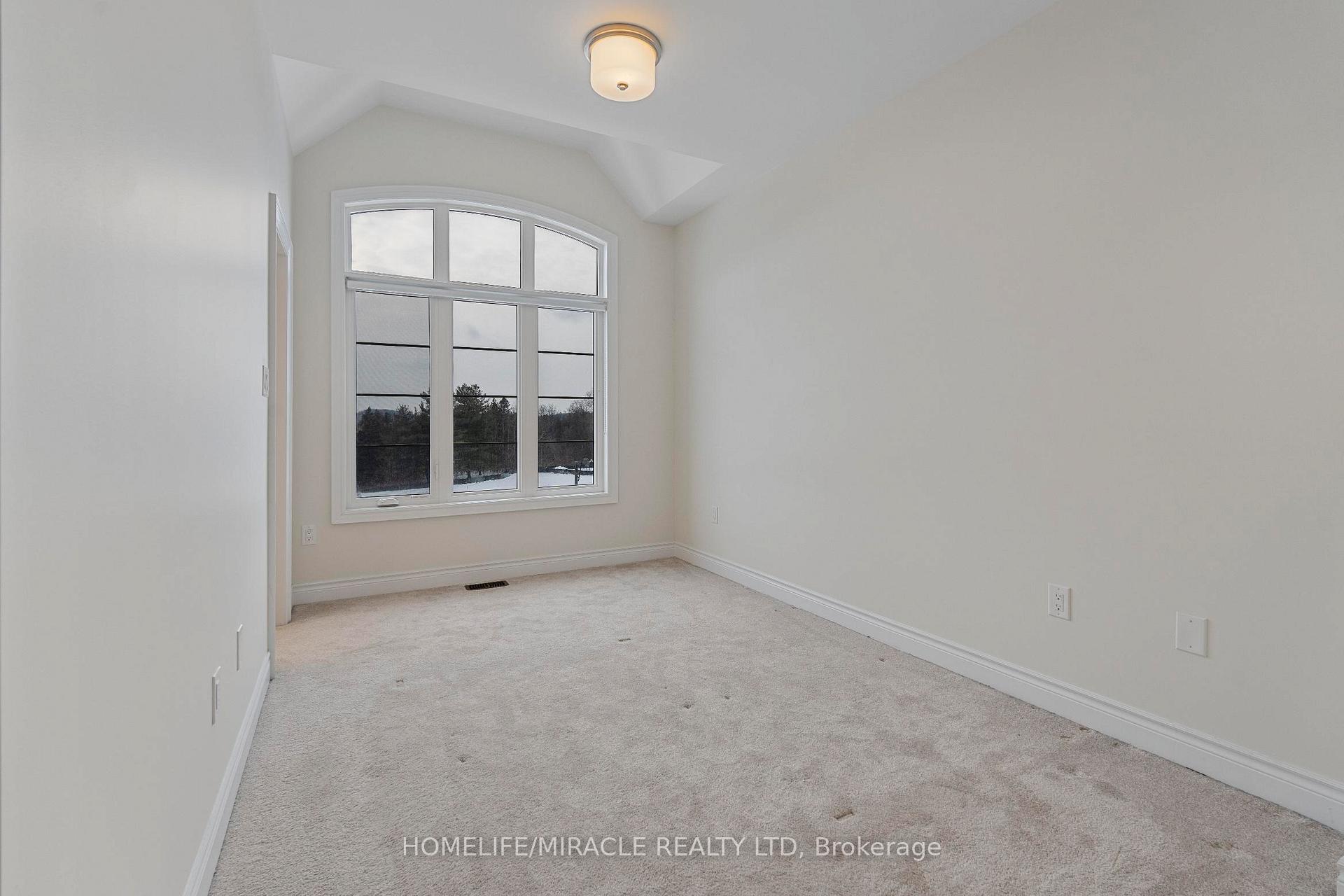 Photo 11 of 61 Yorkton Boulevard, Markham, Angus Glen — HOMEH
