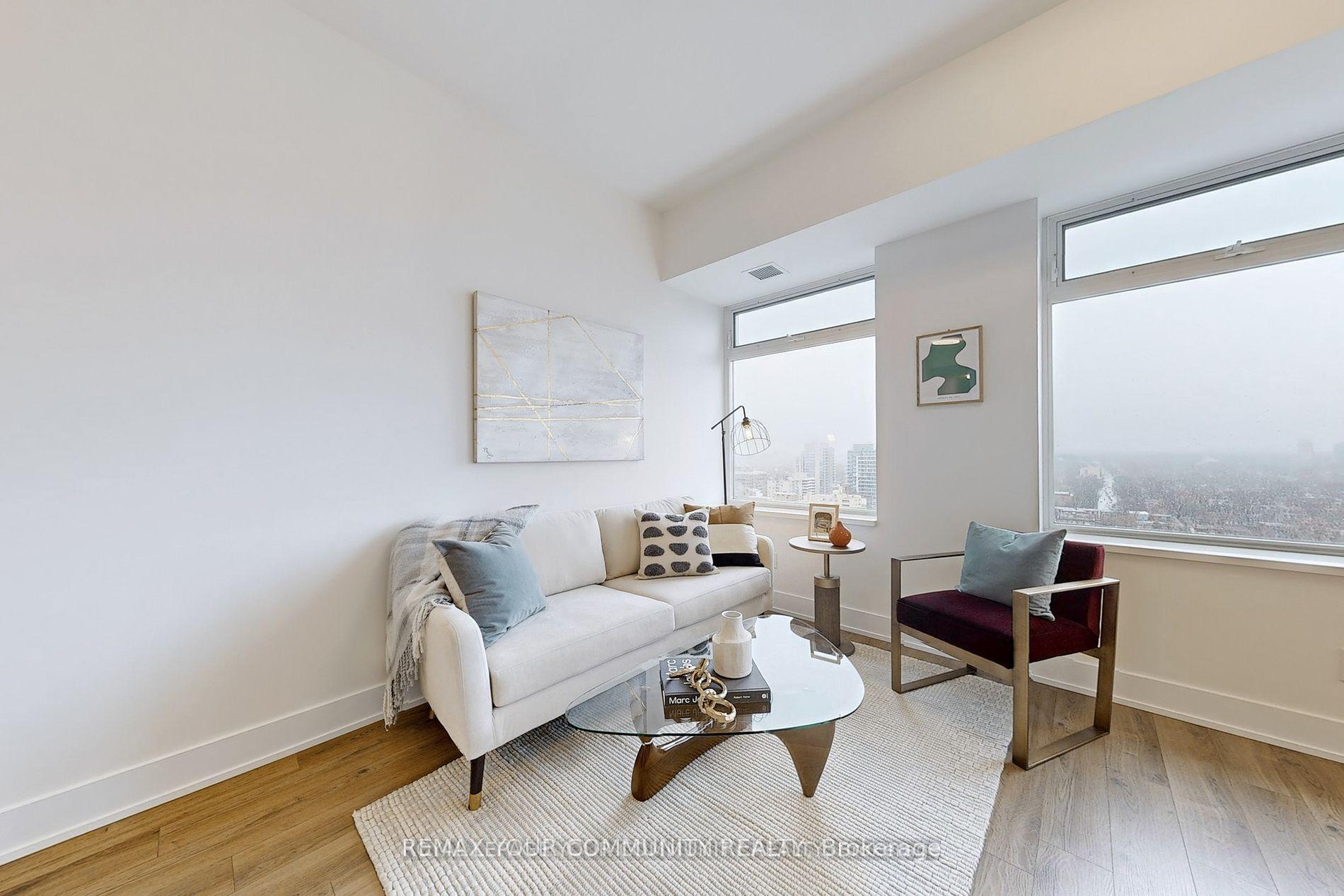 Photo 2 of Unit 1828, 111 St Clair Avenue W, Toronto, Yonge-St. Clair — HOMEH