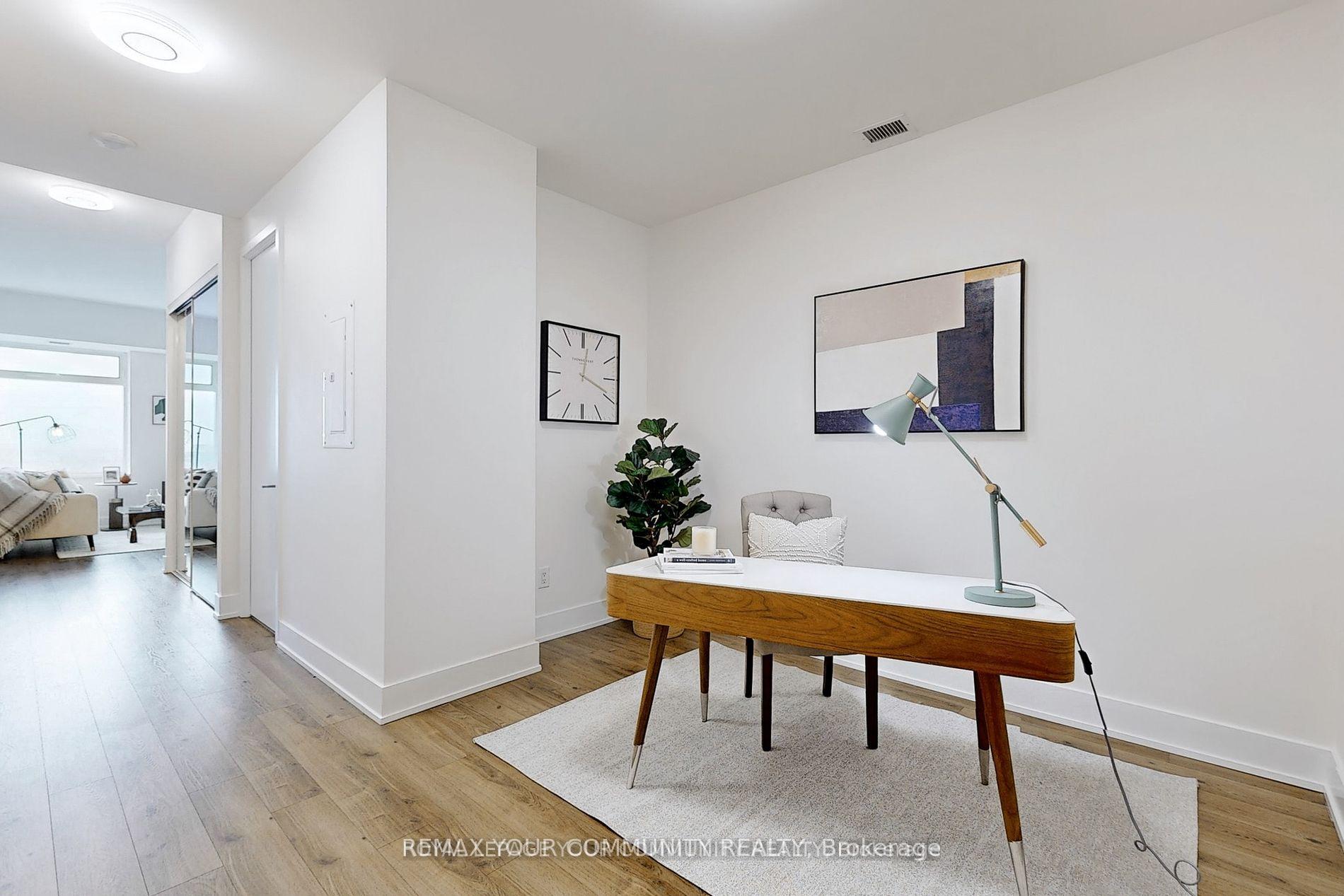 Photo 21 of Unit 1828, 111 St Clair Avenue W, Toronto, Yonge-St. Clair — HOMEH