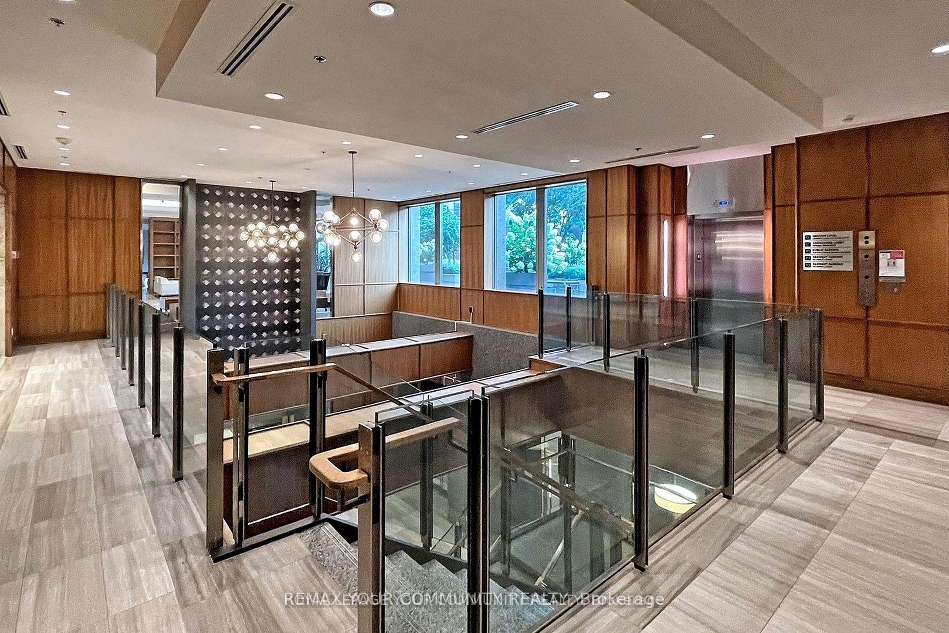 Photo 40 of Unit 1828, 111 St Clair Avenue W, Toronto, Yonge-St. Clair — HOMEH