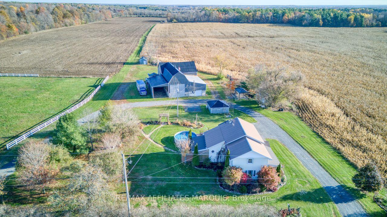 Photo 4 of 421 Summers Road, Rideau Lakes, Rideau Lakes (South Crosby) Twp — HOMEH