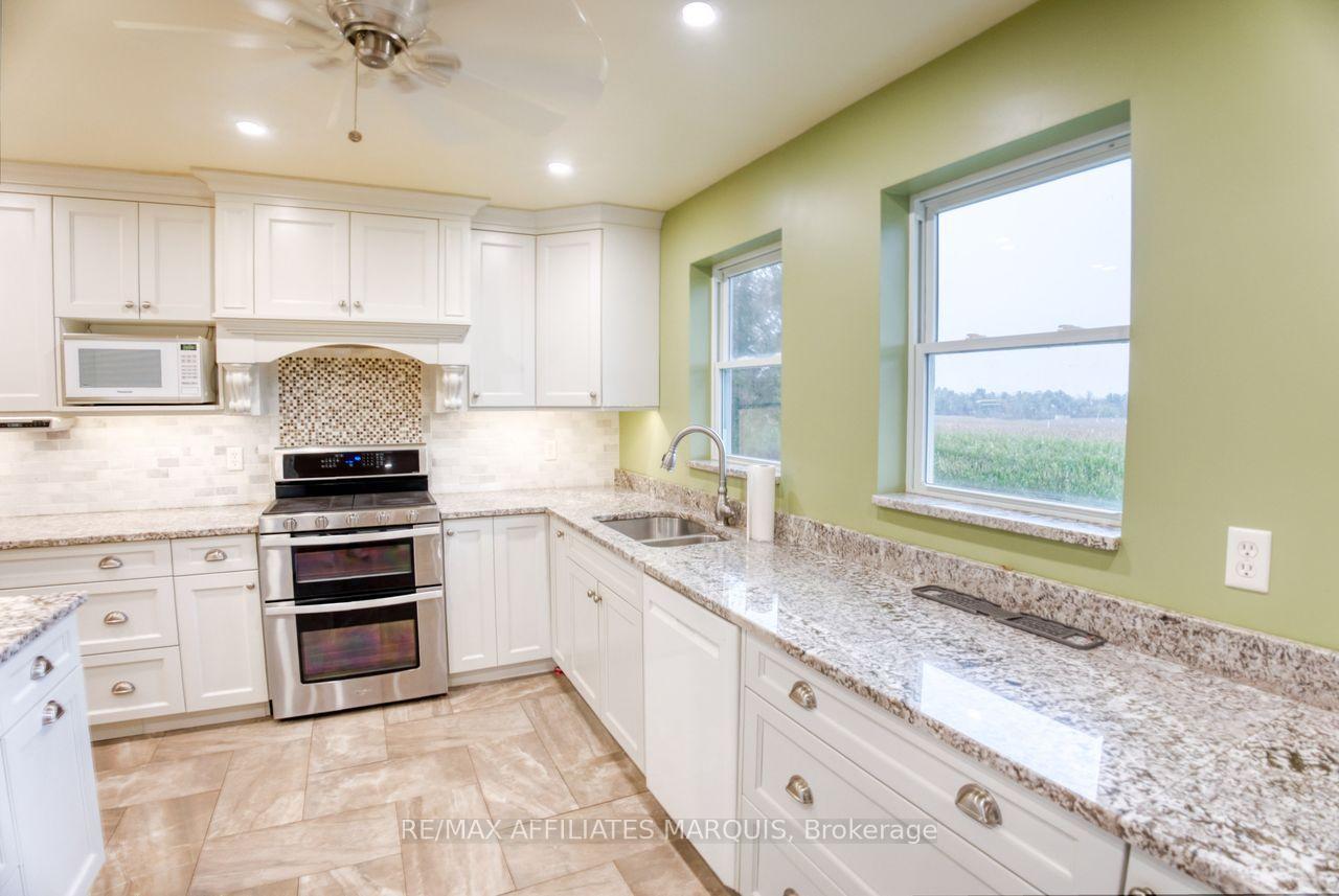 Photo 11 of 421 Summers Road, Rideau Lakes, Rideau Lakes (South Crosby) Twp — HOMEH