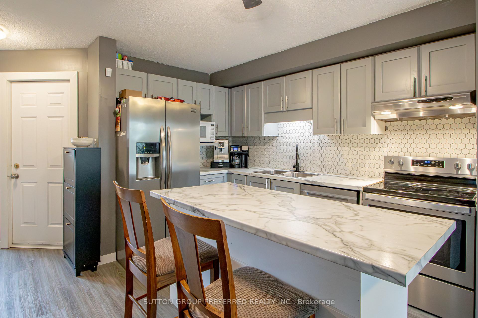 Photo 5 of 40 Katie Lane, Strathroy-Caradoc, NE — HOMEH